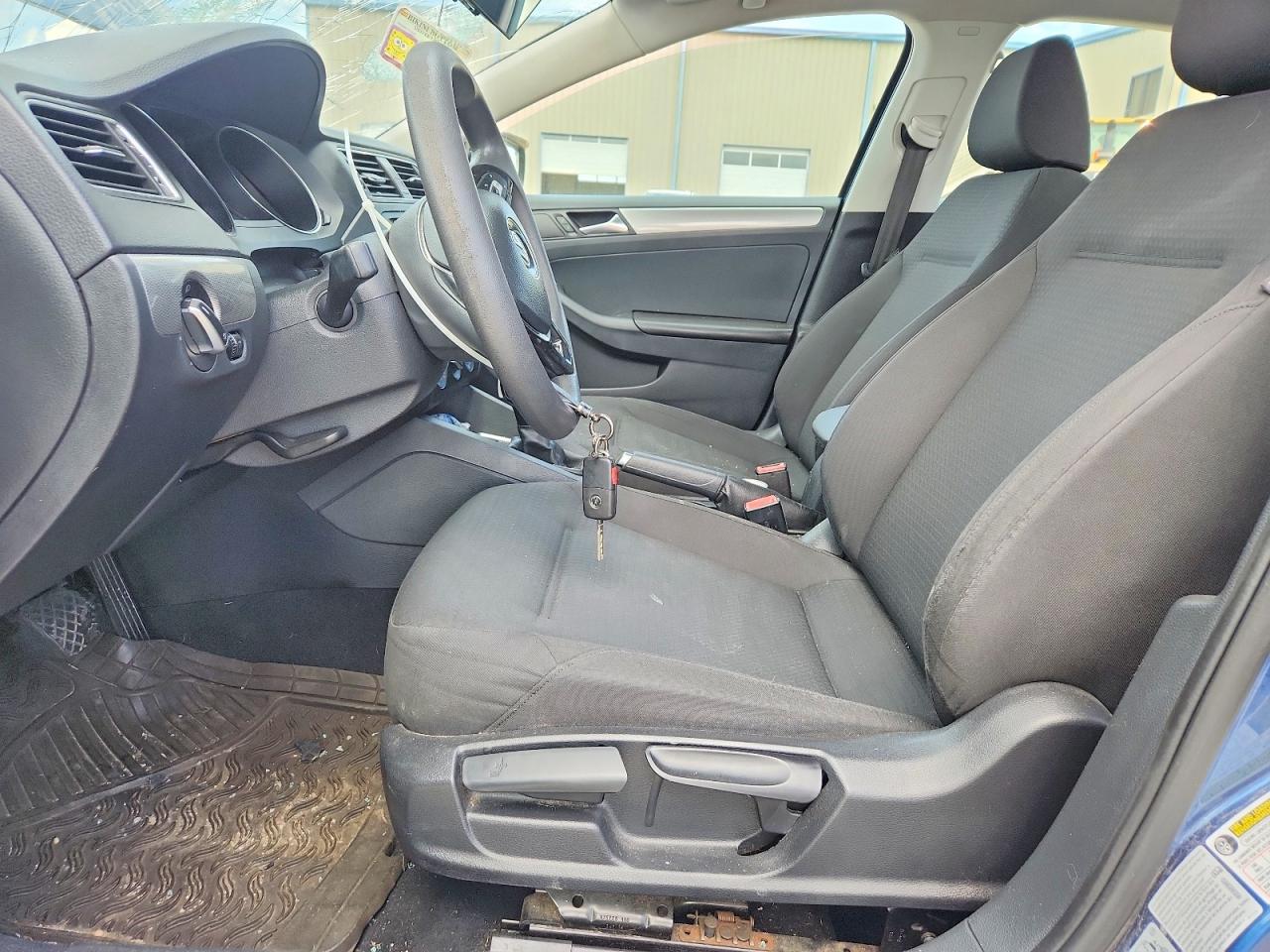 2015 Volkswagen Jetta Se Blue vin: 3VWD17AJ6FM296515
