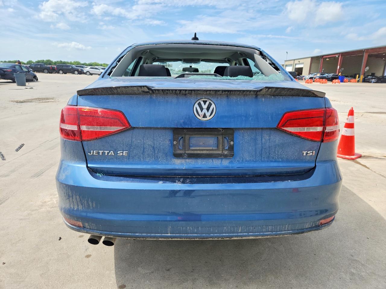 2015 Volkswagen Jetta Se Blue vin: 3VWD17AJ6FM296515