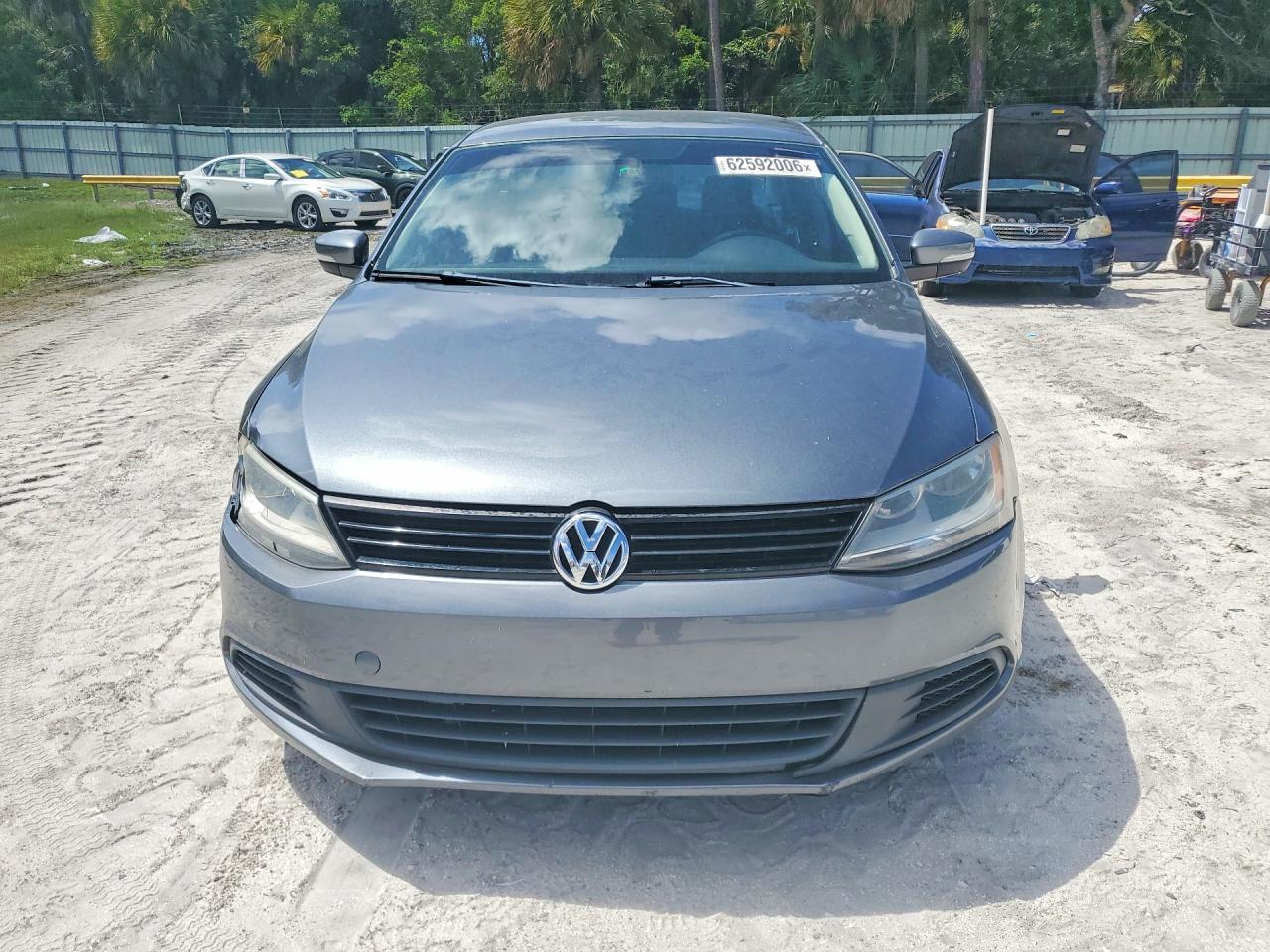 2014 Volkswagen Jetta Se Gray vin: 3VWD17AJ7EM238279