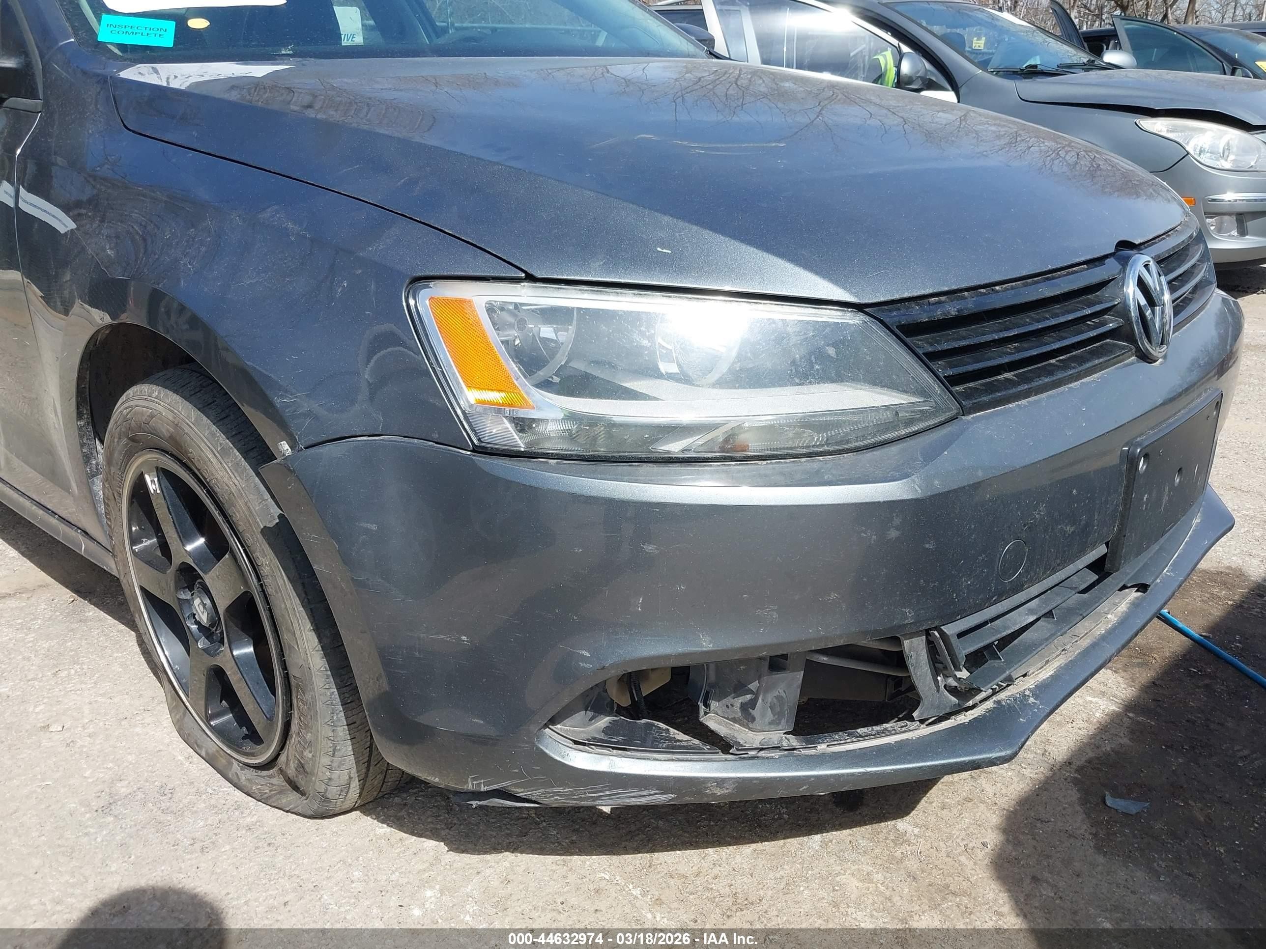2014 Volkswagen Jetta 1.8t Se Gray vin: 3VWD17AJ7EM238850
