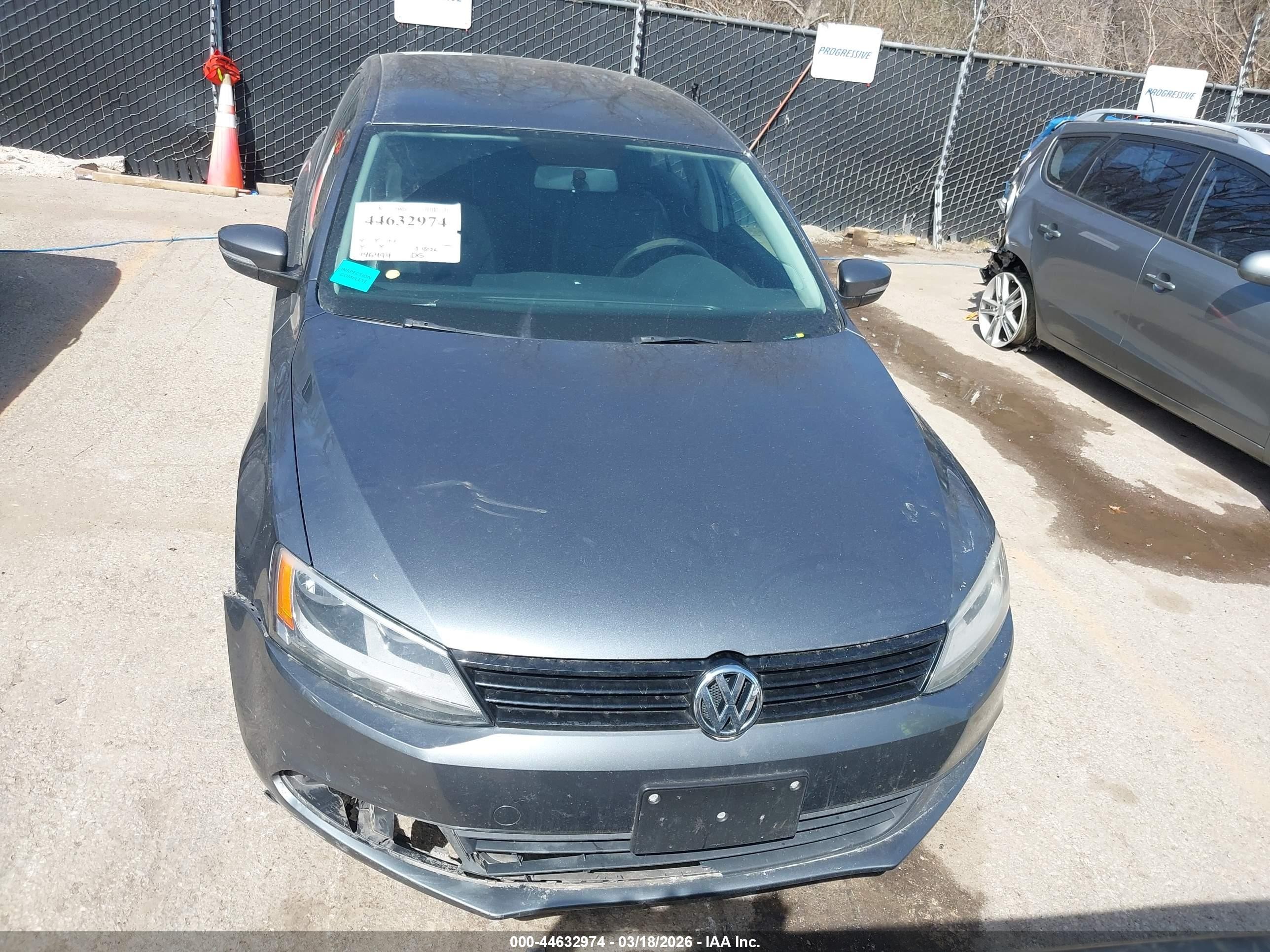 2014 Volkswagen Jetta 1.8t Se Gray vin: 3VWD17AJ7EM238850