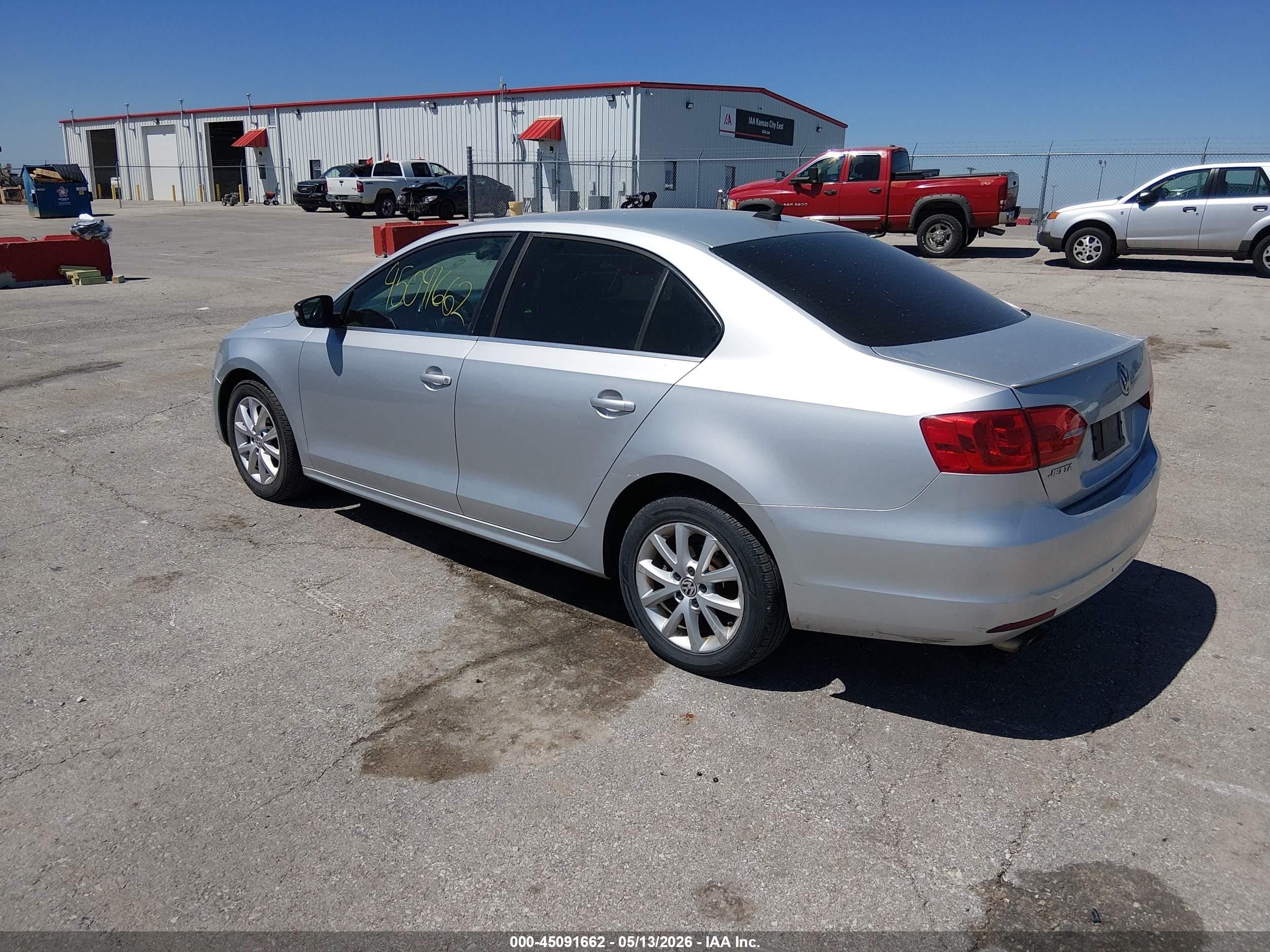2014 Volkswagen Jetta 1.8t Se Silver vin: 3VWD17AJ7EM271217