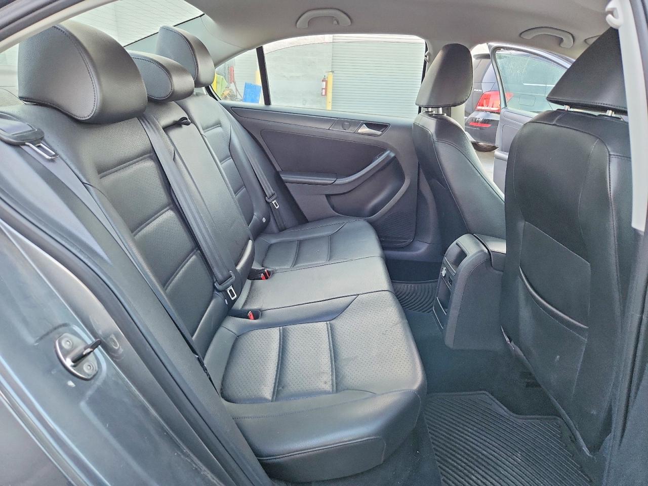 2014 Volkswagen Jetta Se Gray vin: 3VWD17AJ7EM293217