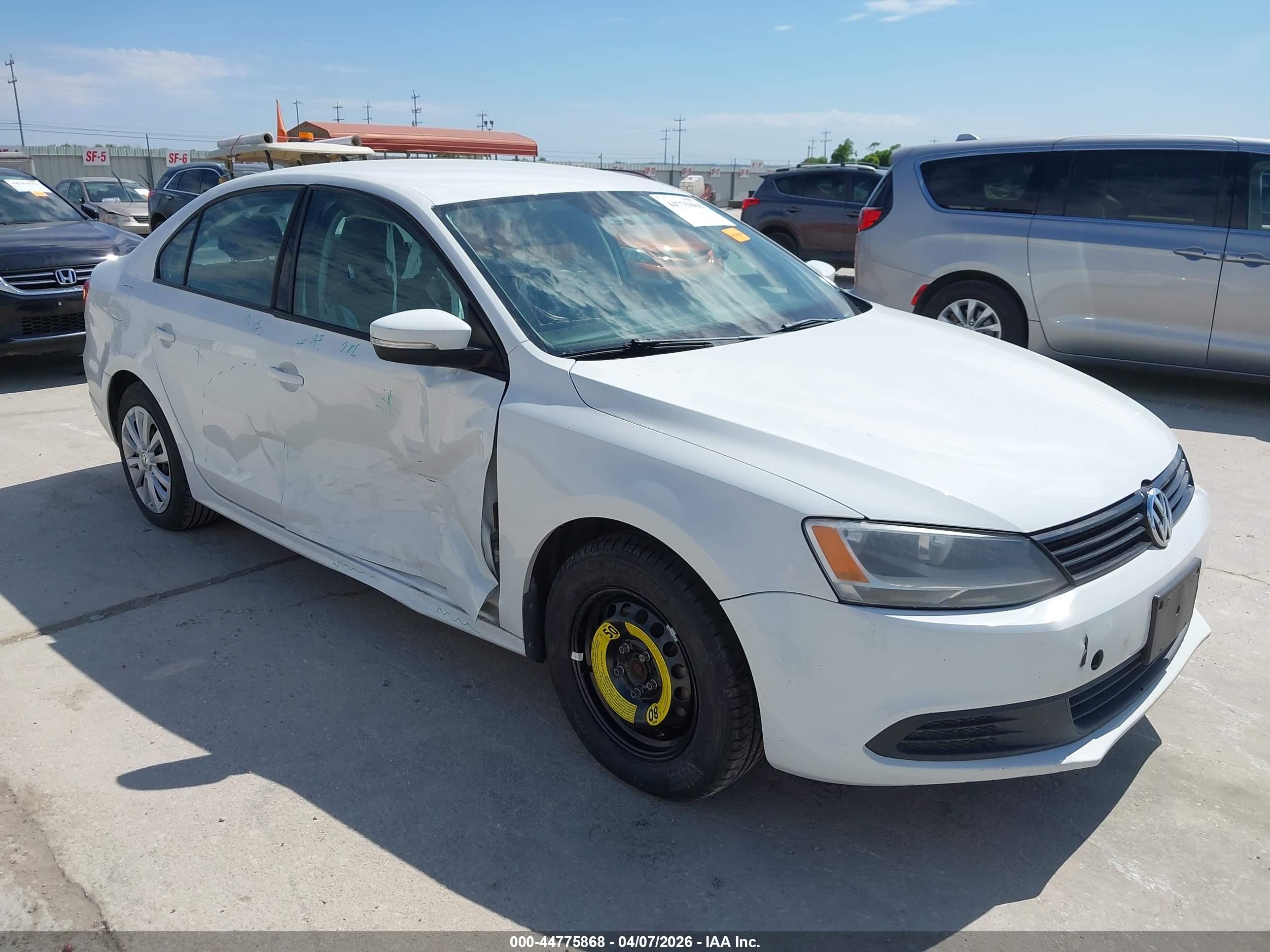 3VWD17AJ7EM302207