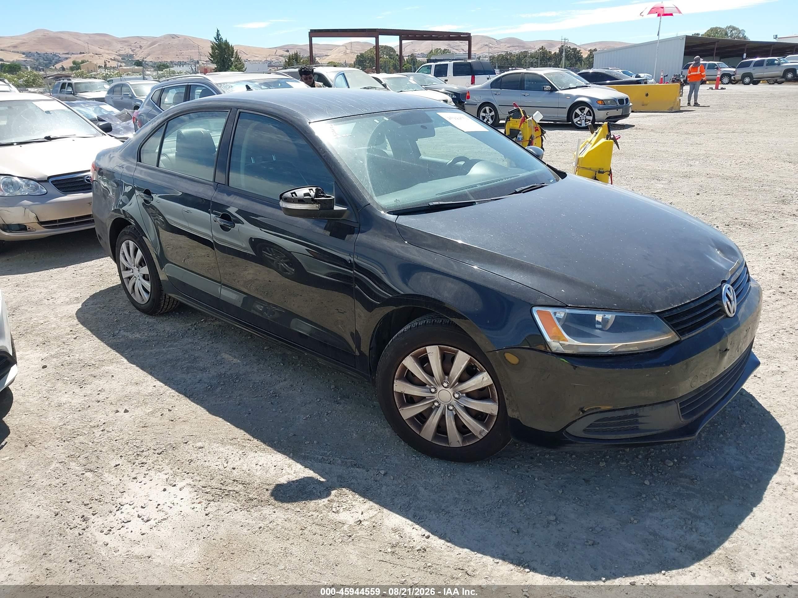 3VWD17AJ7EM310906