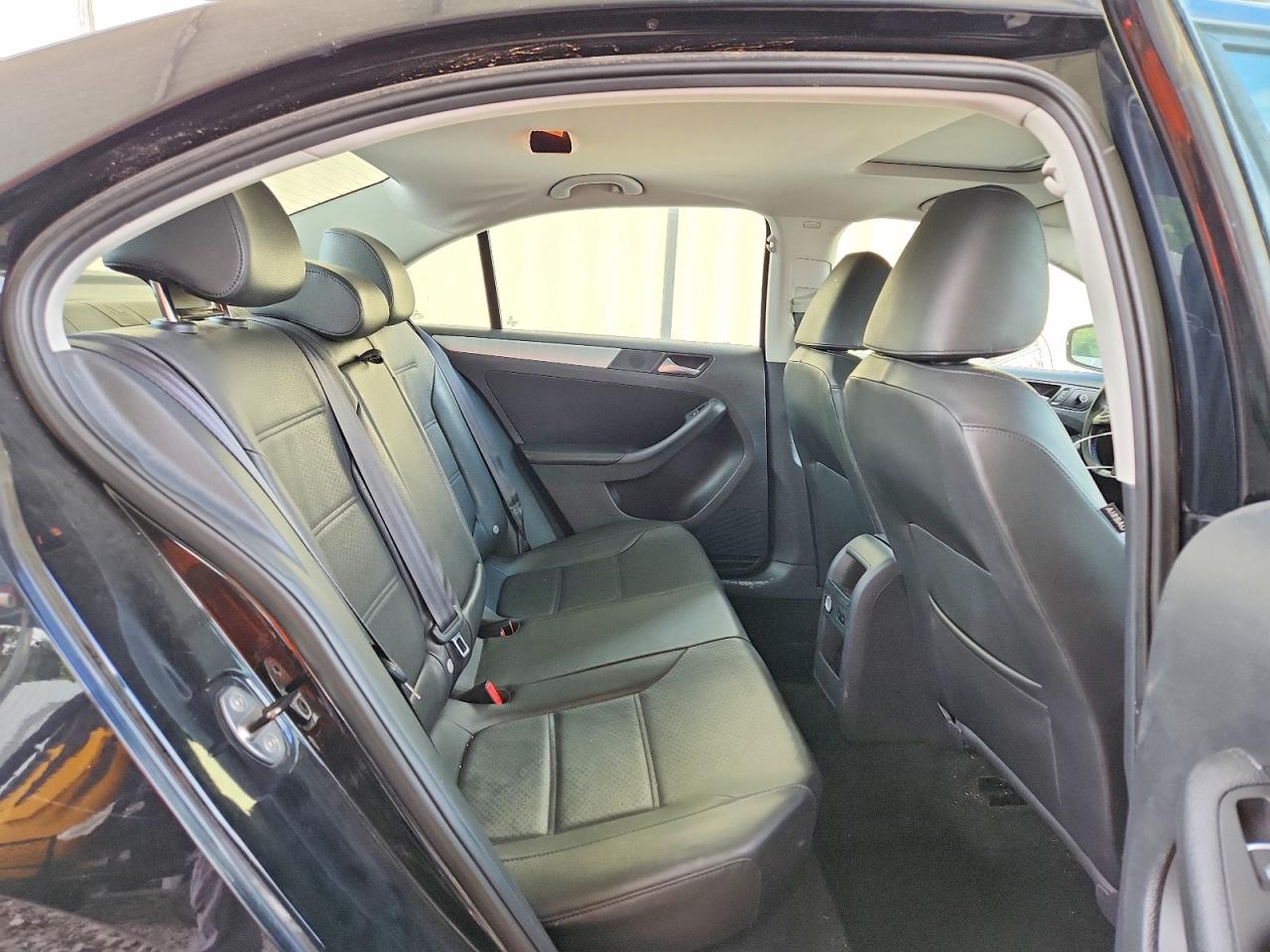 2014 Volkswagen Jetta Se Черный vin: 3VWD17AJ7EM352864