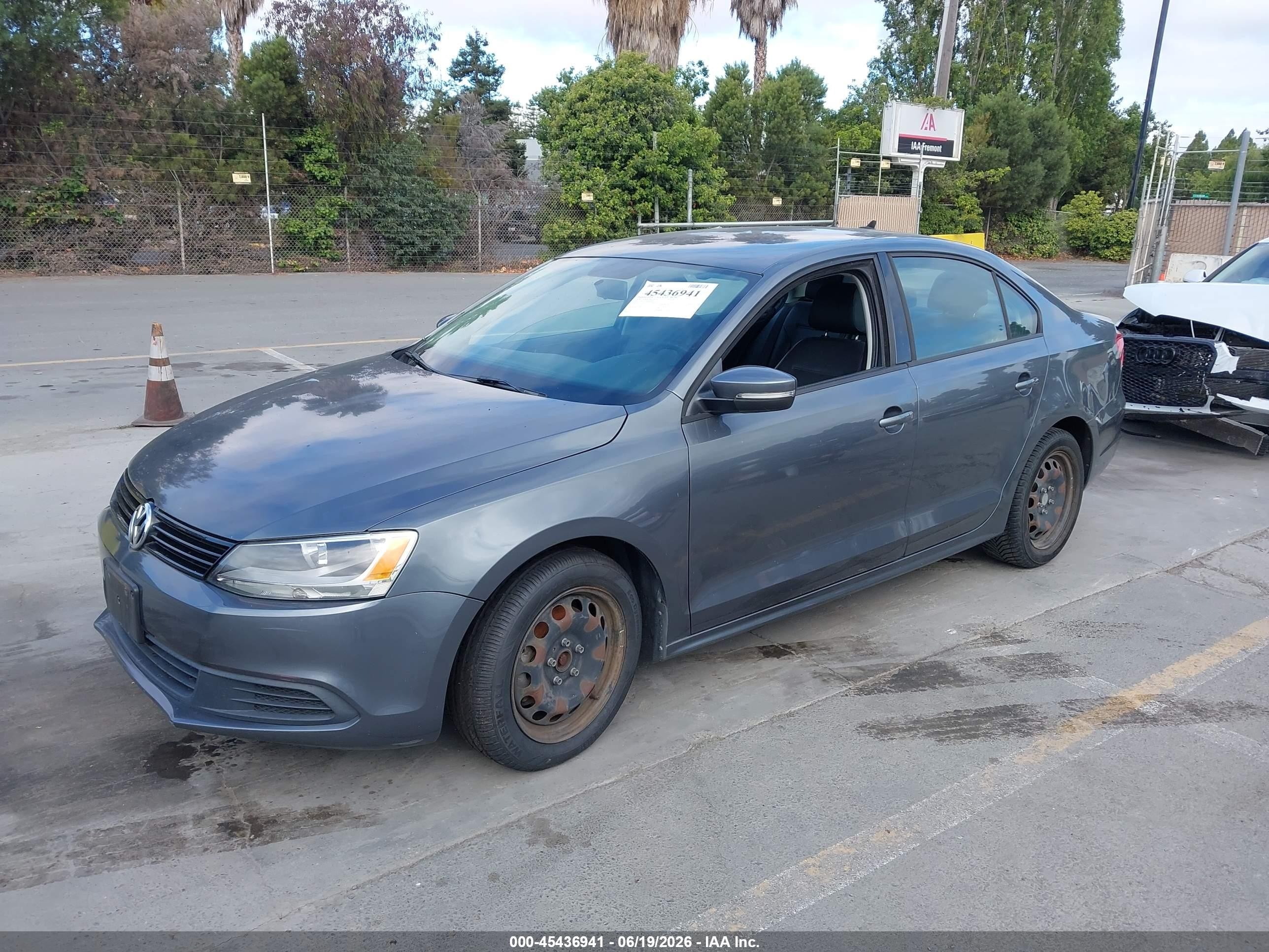 2014 Volkswagen Jetta 1.8t Se Gray vin: 3VWD17AJ7EM362567