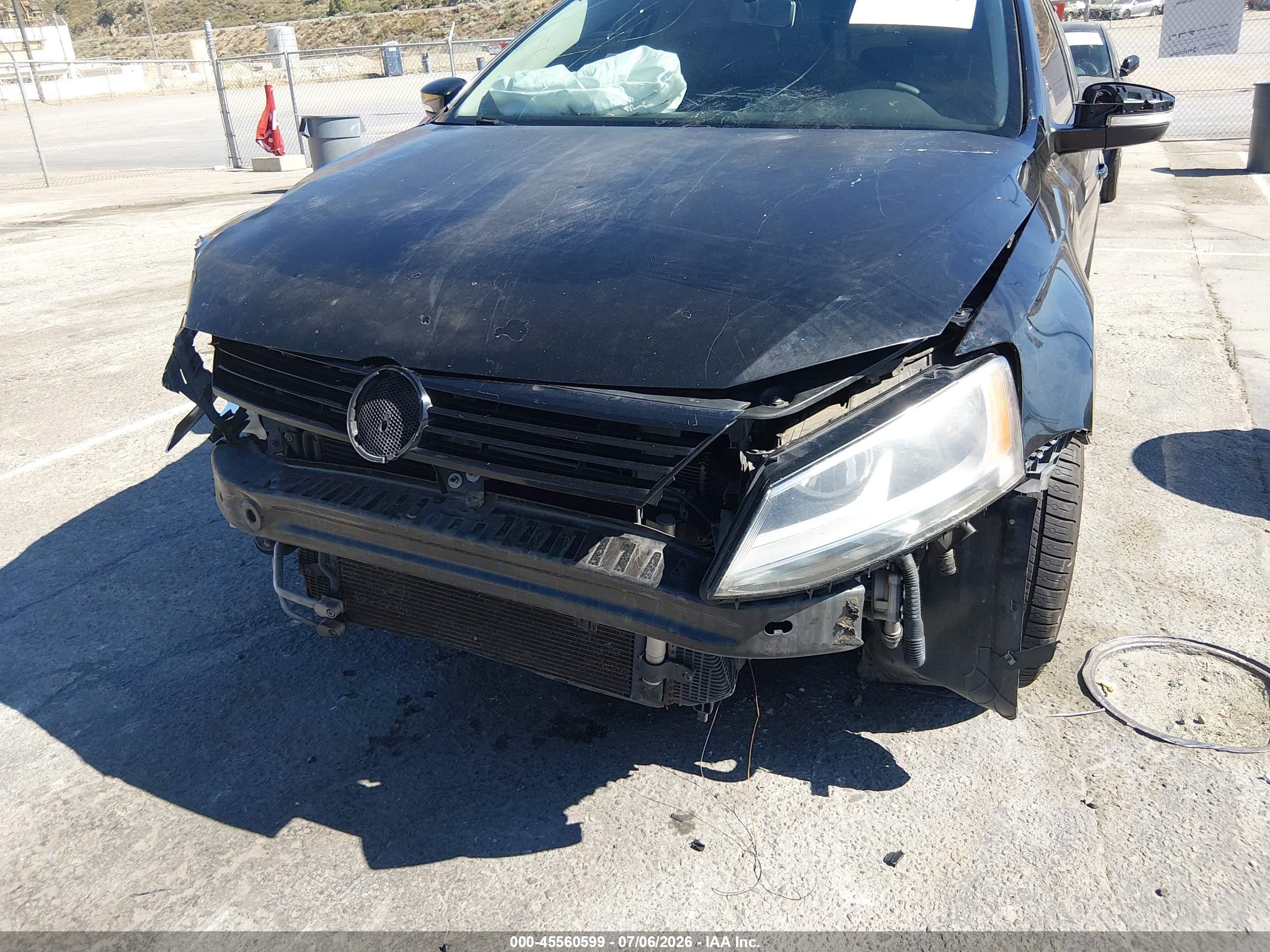 2014 Volkswagen Jetta 1.8t Se Black vin: 3VWD17AJ7EM437073