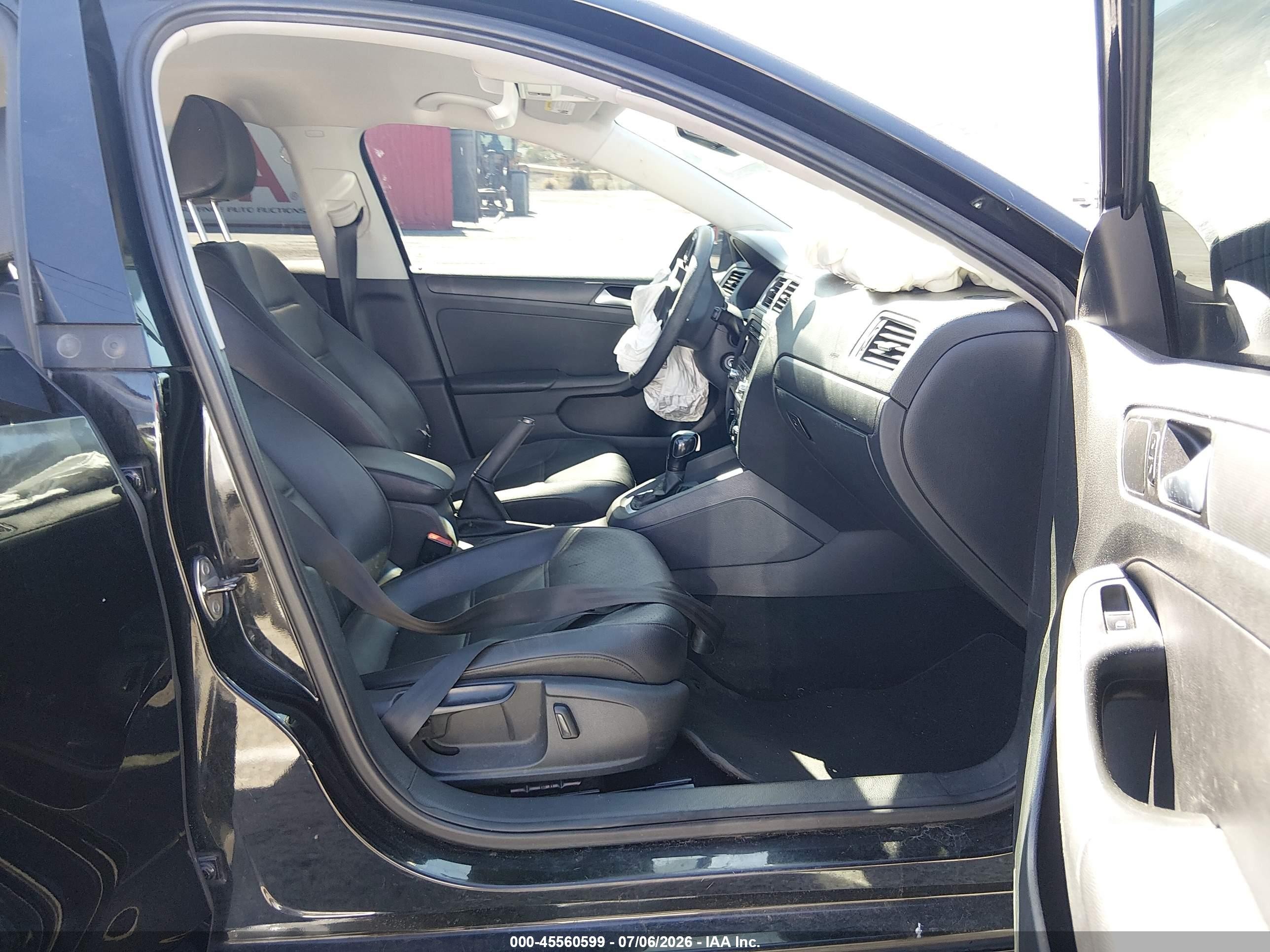 2014 Volkswagen Jetta 1.8t Se Black vin: 3VWD17AJ7EM437073