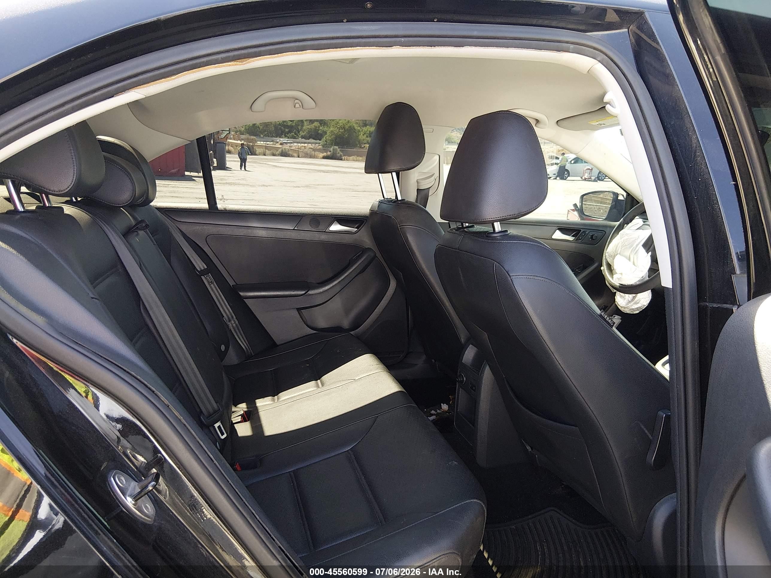 2014 Volkswagen Jetta 1.8t Se Black vin: 3VWD17AJ7EM437073