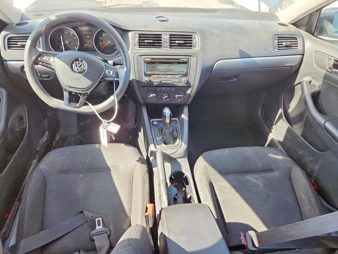 2015 Volkswagen Jetta Se Silver vin: 3VWD17AJ7FM206501