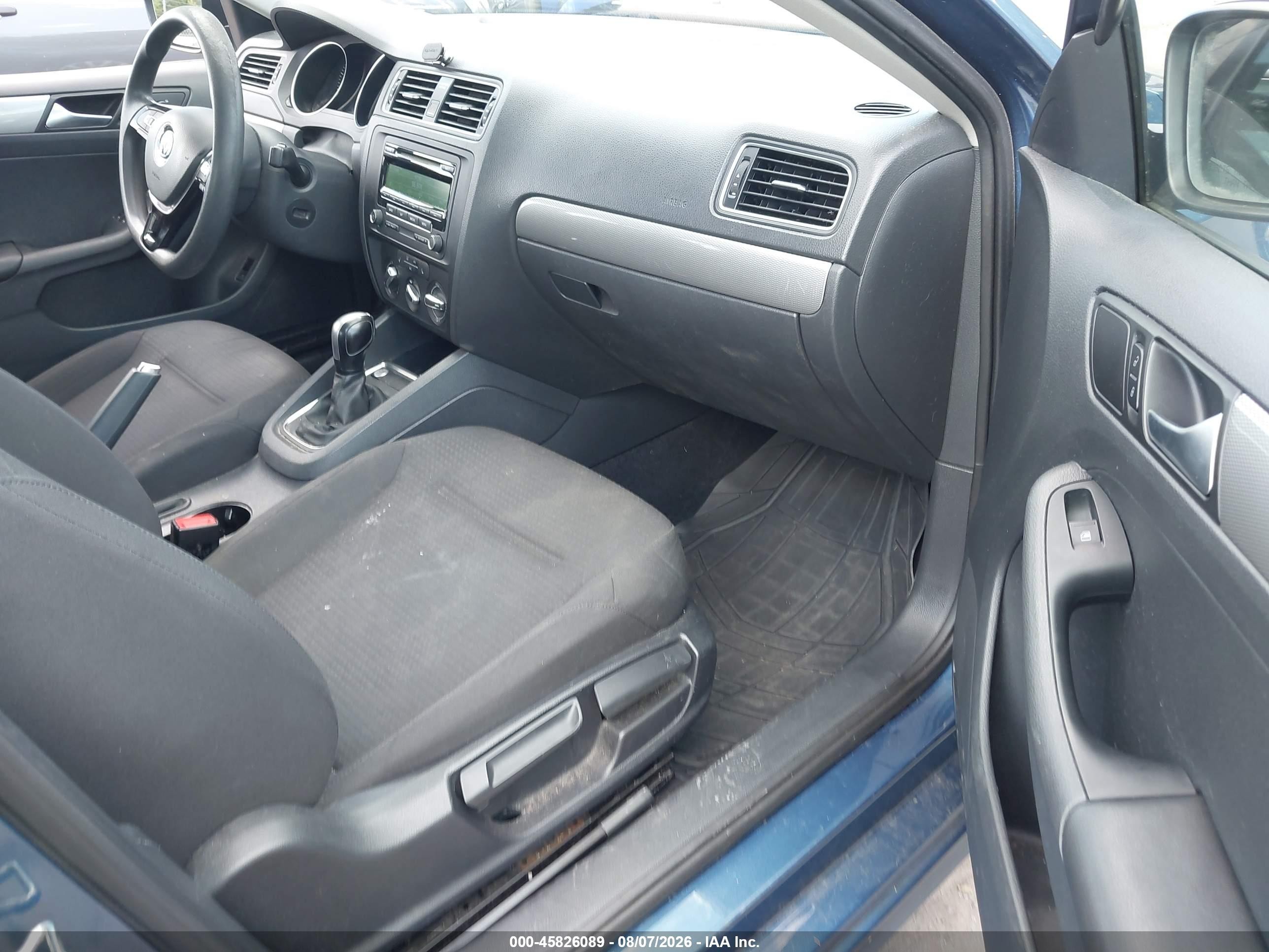 2015 Volkswagen Jetta 1.8t Se Blue vin: 3VWD17AJ7FM239840