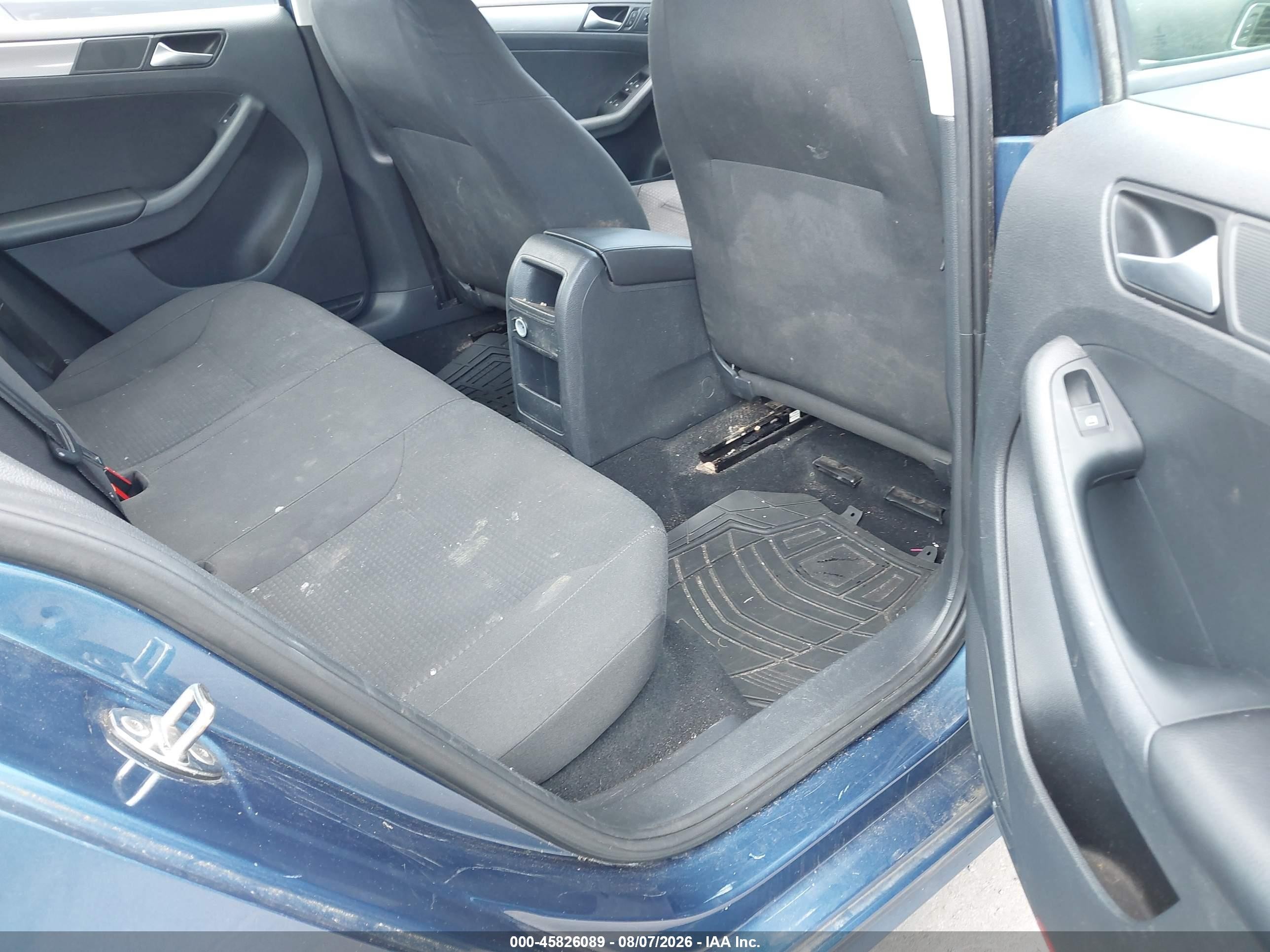 2015 Volkswagen Jetta 1.8t Se Blue vin: 3VWD17AJ7FM239840