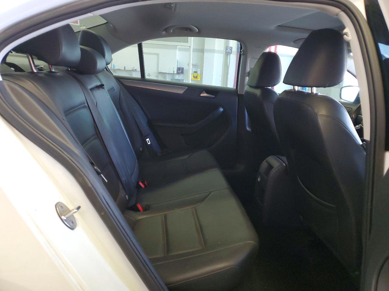 2015 Volkswagen Jetta Se White vin: 3VWD17AJ7FM286673