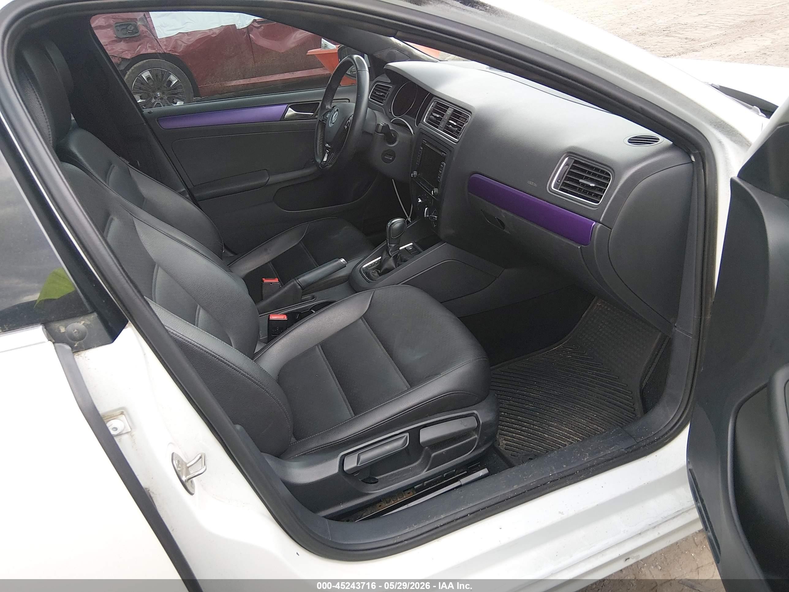 2015 Volkswagen Jetta 1.8t Se White vin: 3VWD17AJ7FM296023