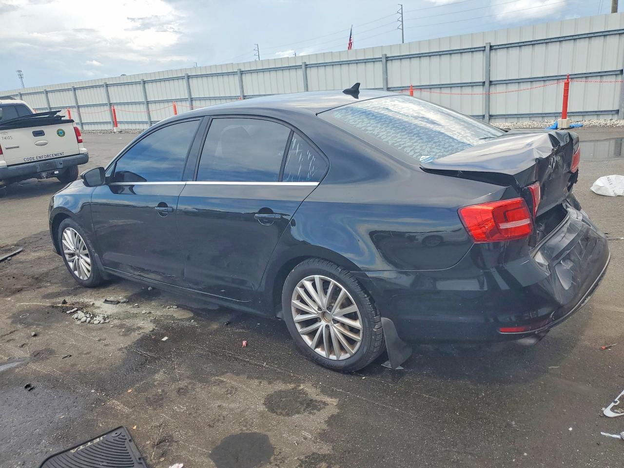 2015 Volkswagen Jetta Se Black vin: 3VWD17AJ7FM319901