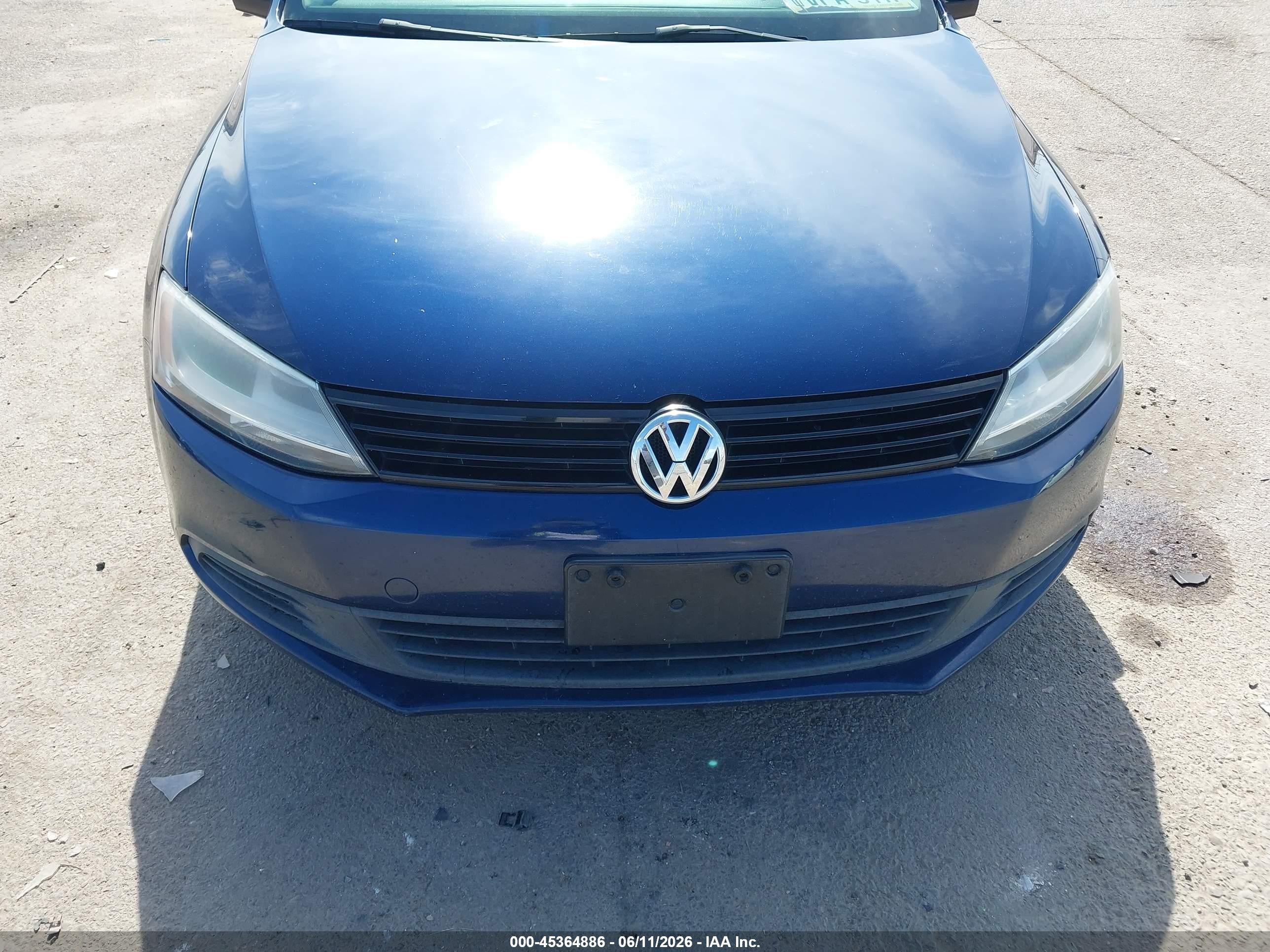 2014 Volkswagen Jetta 1.8t Se Синий vin: 3VWD17AJ8EM263997