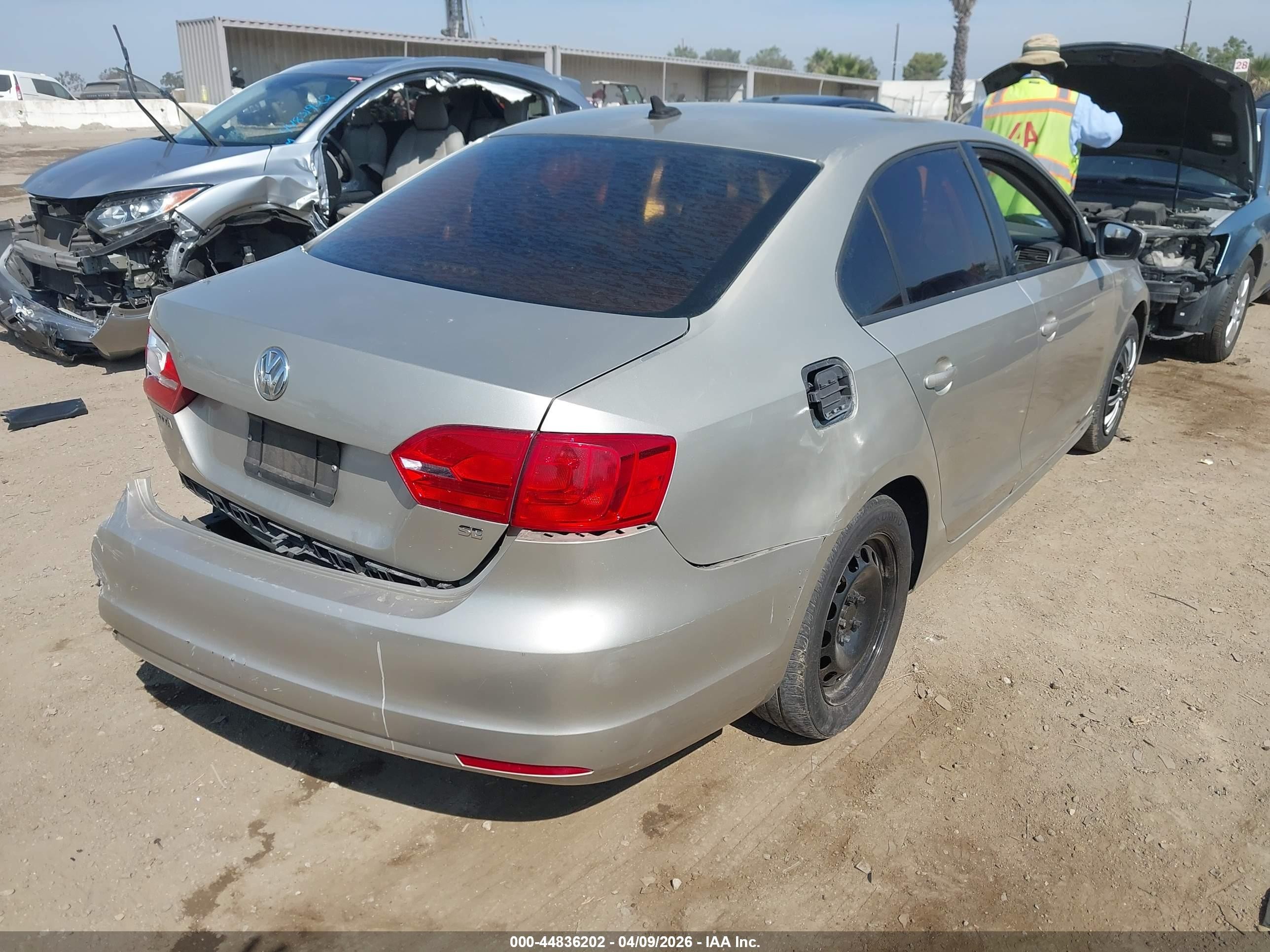 2014 Volkswagen Jetta 1.8t Se Gray vin: 3VWD17AJ8EM271386