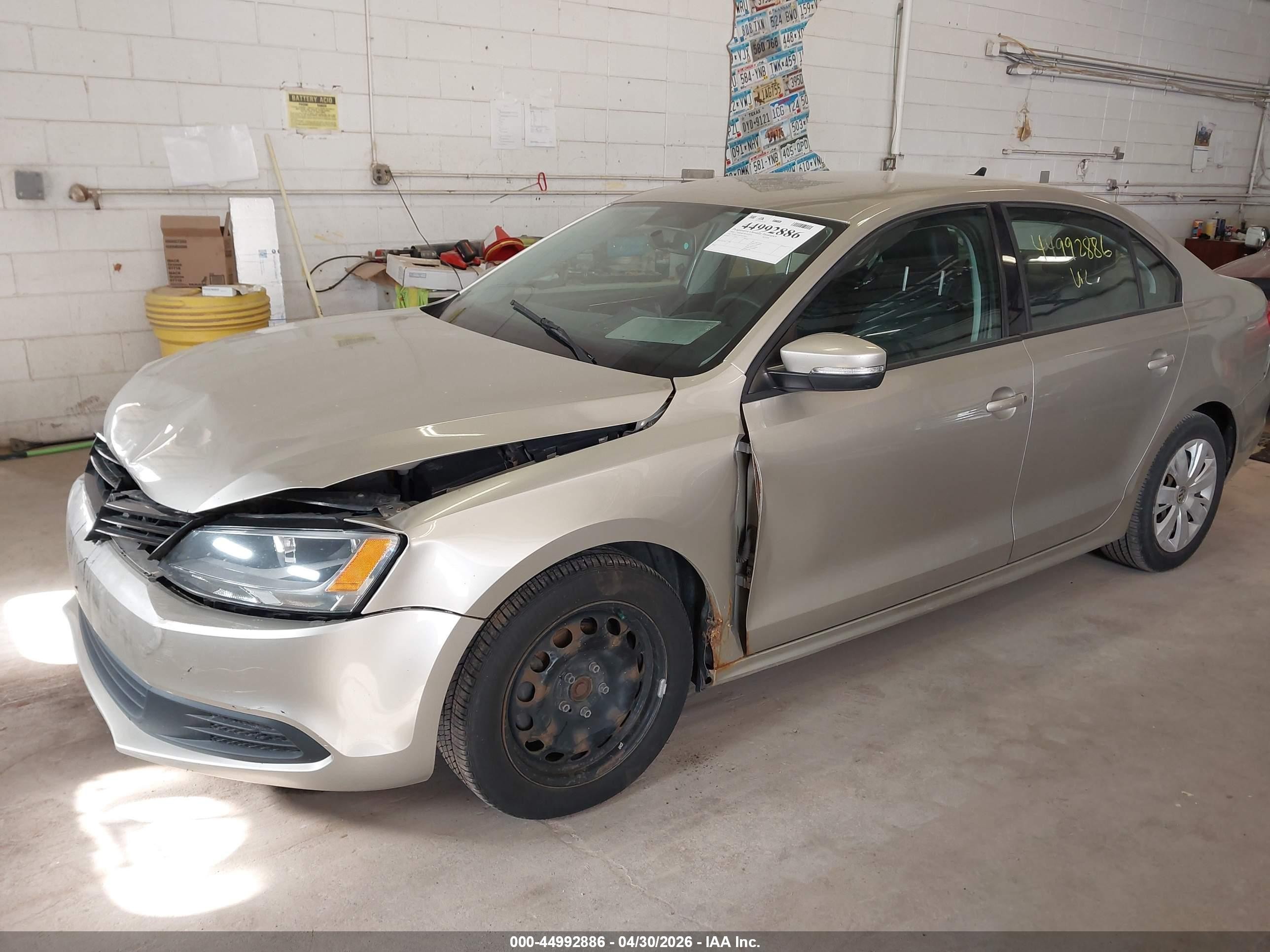 2014 Volkswagen Jetta 1.8t Se Tan vin: 3VWD17AJ8EM272845