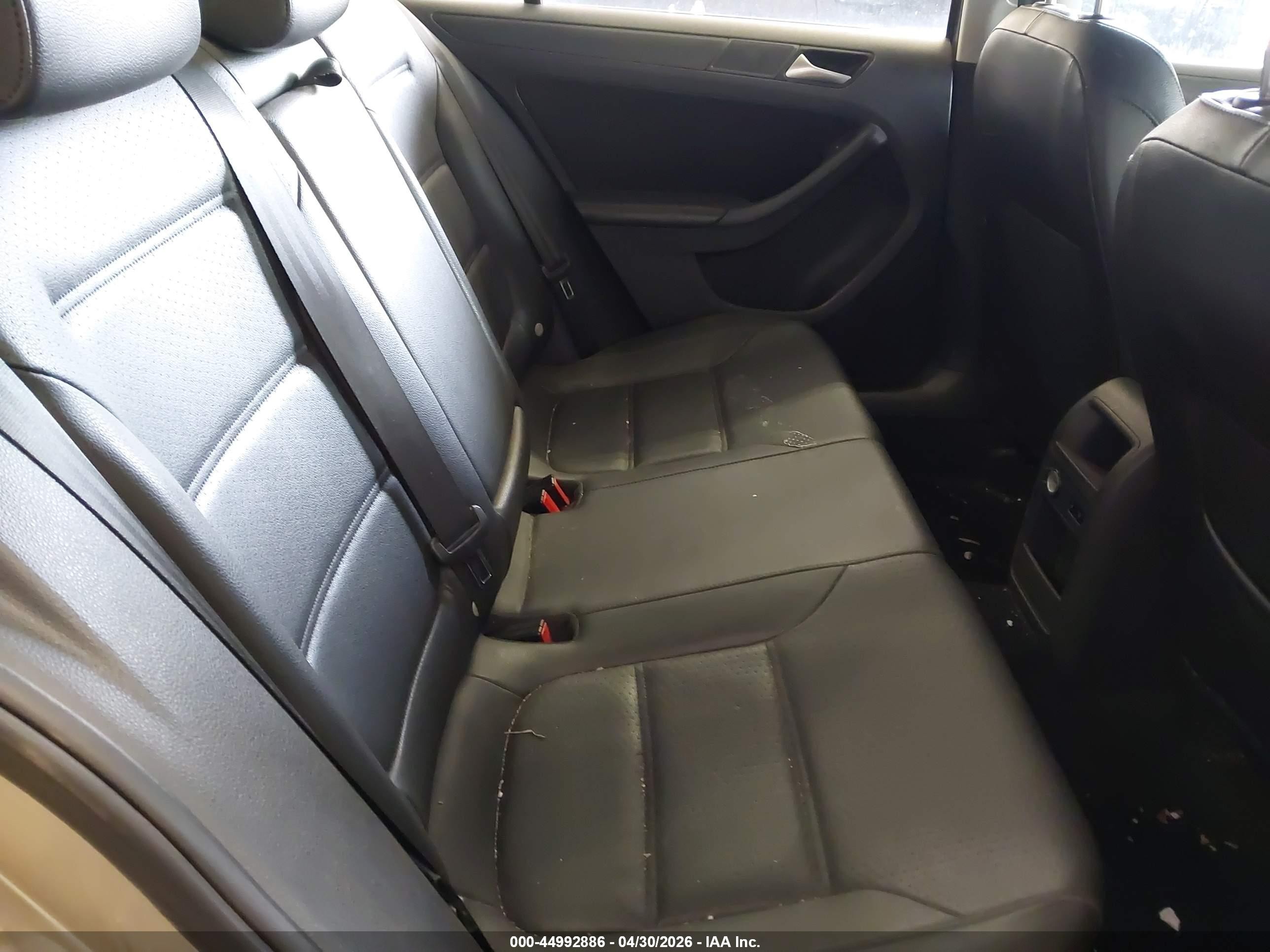 2014 Volkswagen Jetta 1.8t Se Tan vin: 3VWD17AJ8EM272845