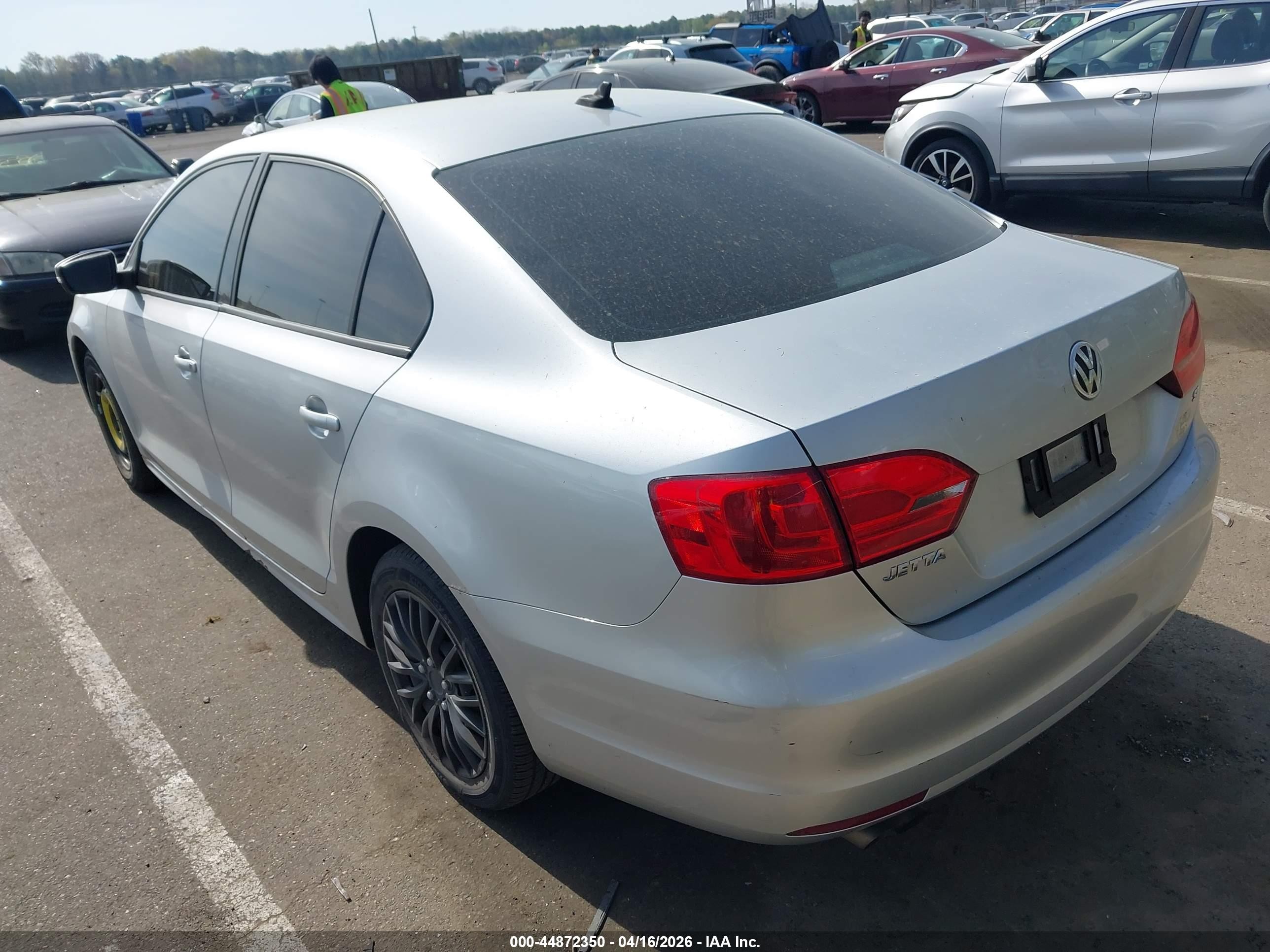 2014 Volkswagen Jetta 1.8t Se Серебряный vin: 3VWD17AJ8EM310879