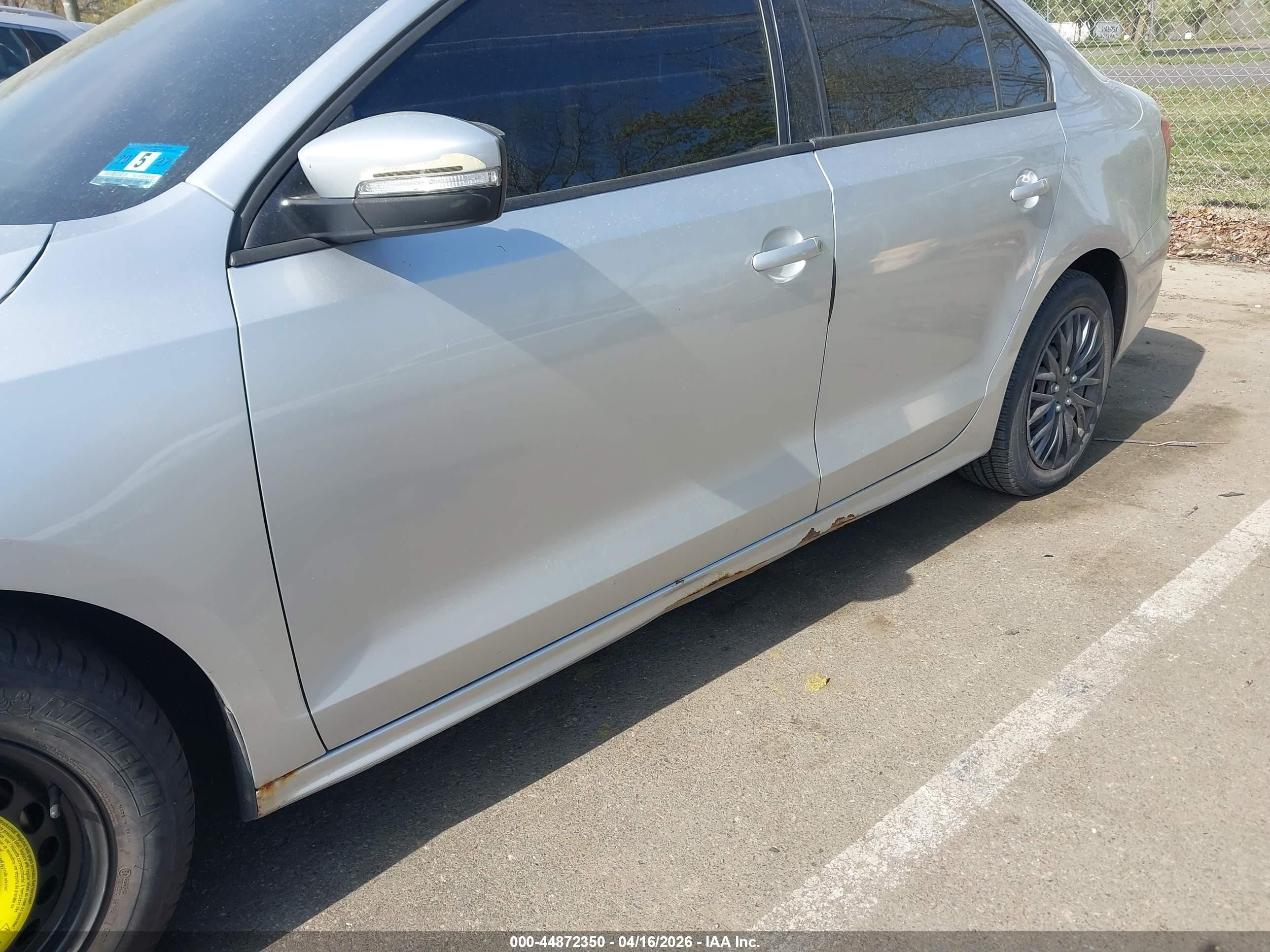 2014 Volkswagen Jetta 1.8t Se Серебряный vin: 3VWD17AJ8EM310879