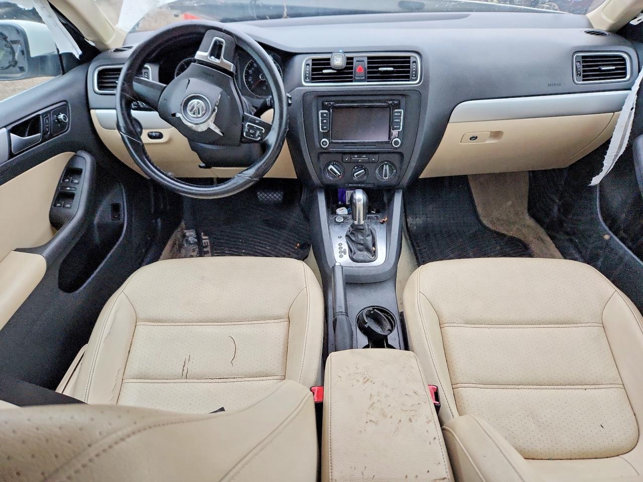 2014 Volkswagen Jetta Se White vin: 3VWD17AJ8EM372217