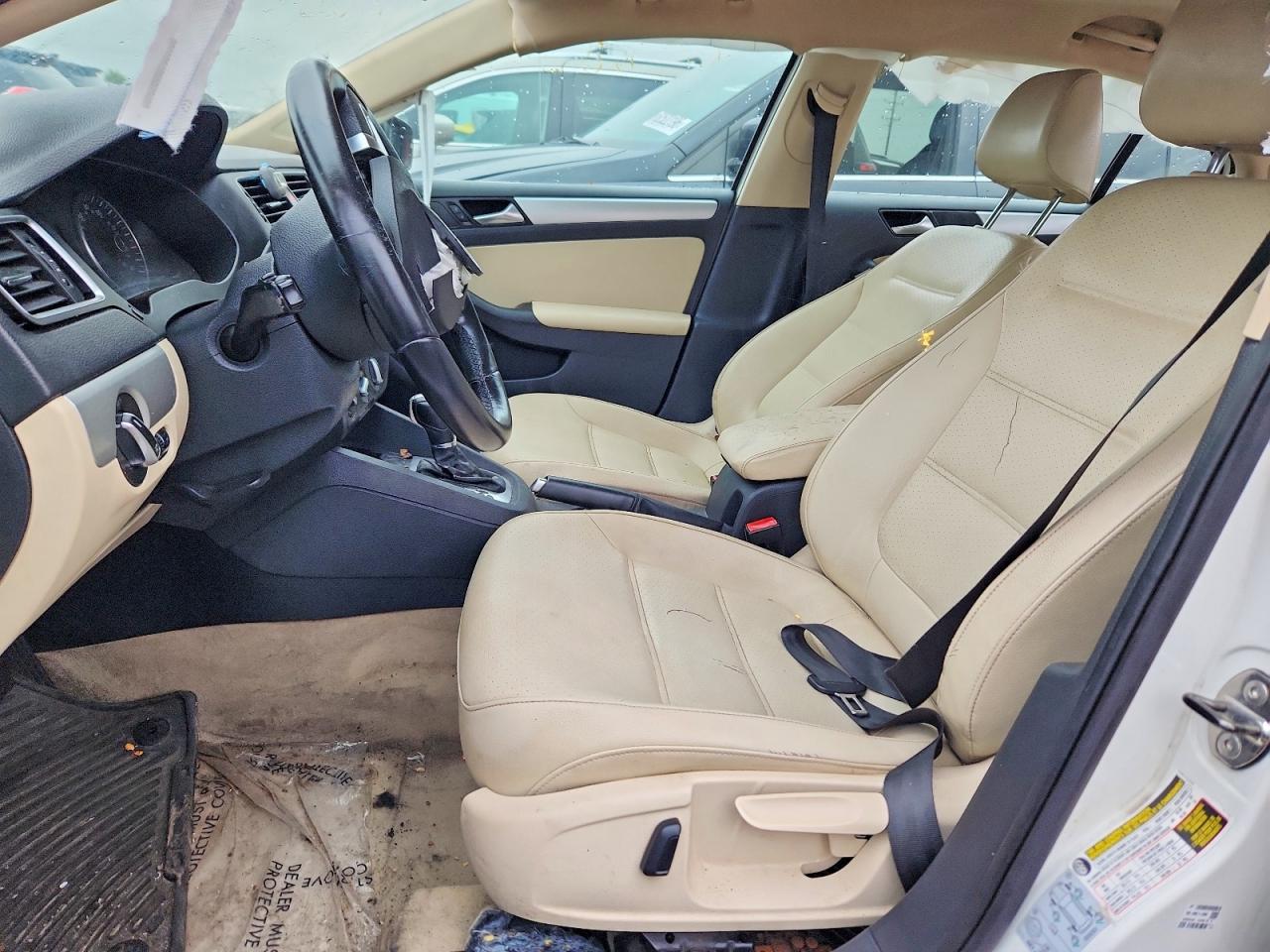 2014 Volkswagen Jetta Se White vin: 3VWD17AJ8EM372217