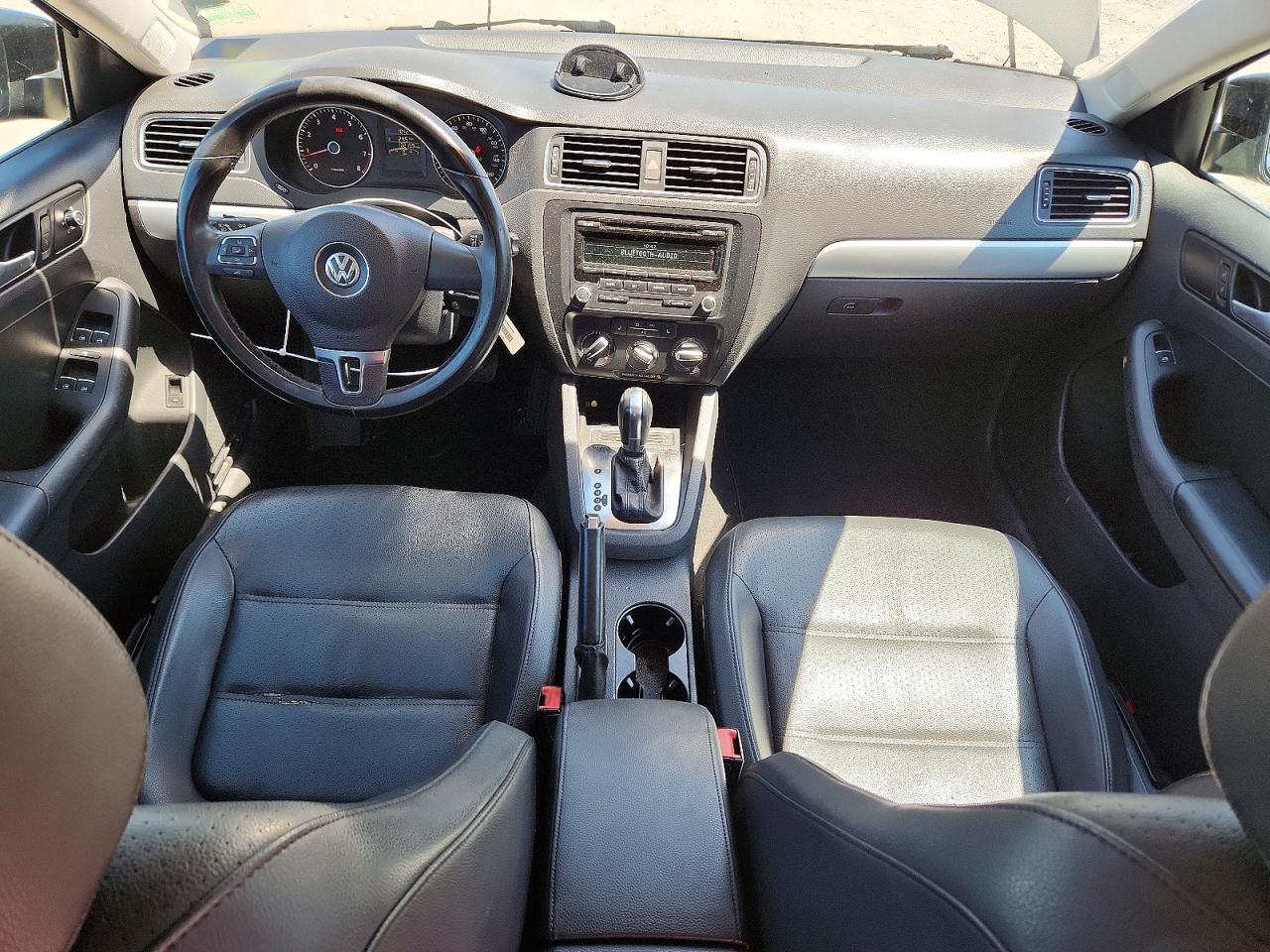 2014 Volkswagen Jetta Se Black vin: 3VWD17AJ8EM393617