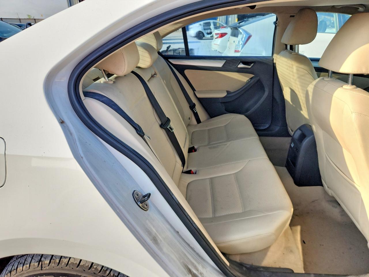 2014 Volkswagen Jetta Se White vin: 3VWD17AJ8EM407855