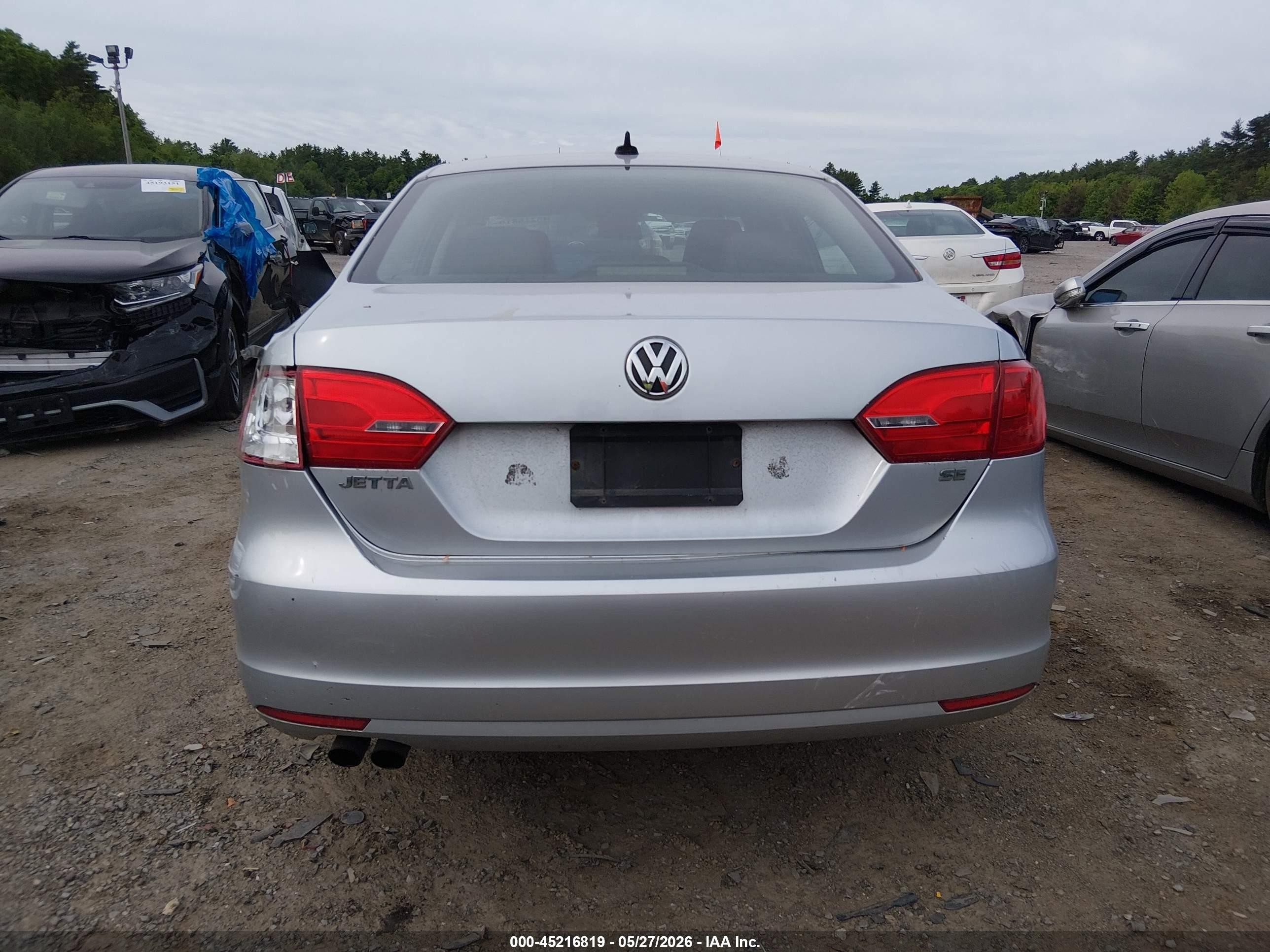 2014 Volkswagen Jetta 1.8t Se Silver vin: 3VWD17AJ8EM418175