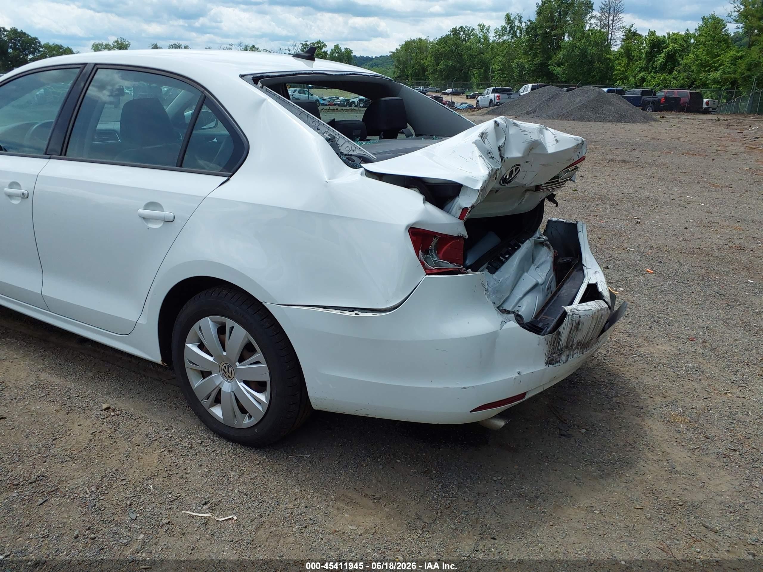 2014 Volkswagen Jetta 1.8t Se White vin: 3VWD17AJ8EM418466