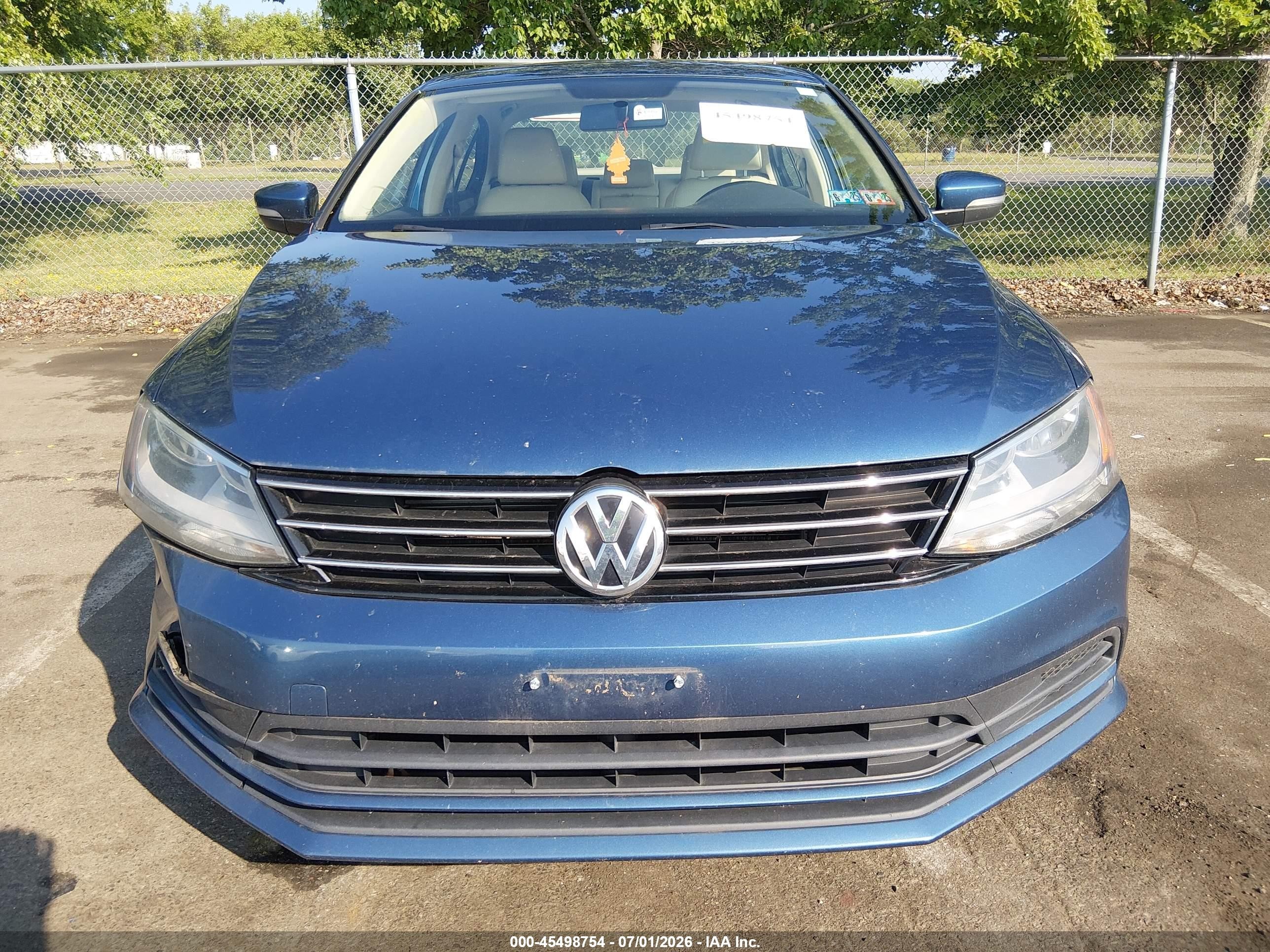 2015 Volkswagen Jetta 1.8t Se Blue vin: 3VWD17AJ8FM243573