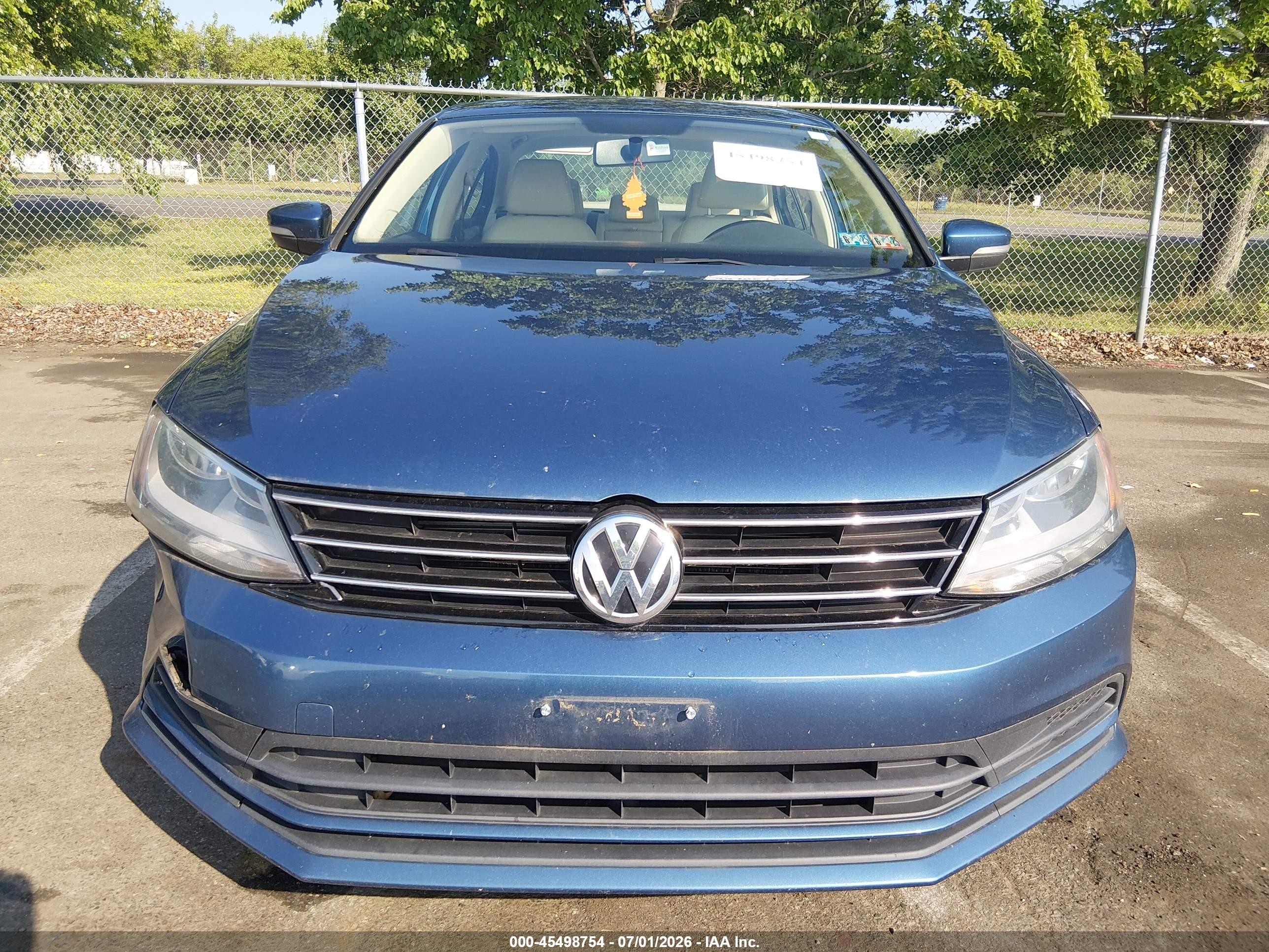 2015 Volkswagen Jetta 1.8t Se Blue vin: 3VWD17AJ8FM243573