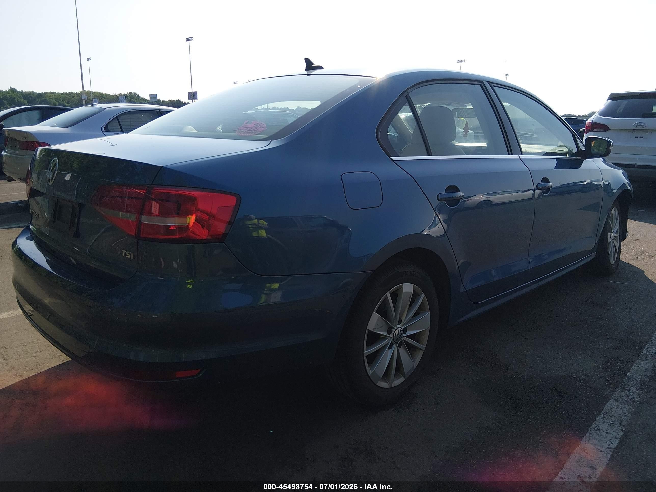2015 Volkswagen Jetta 1.8t Se Blue vin: 3VWD17AJ8FM243573