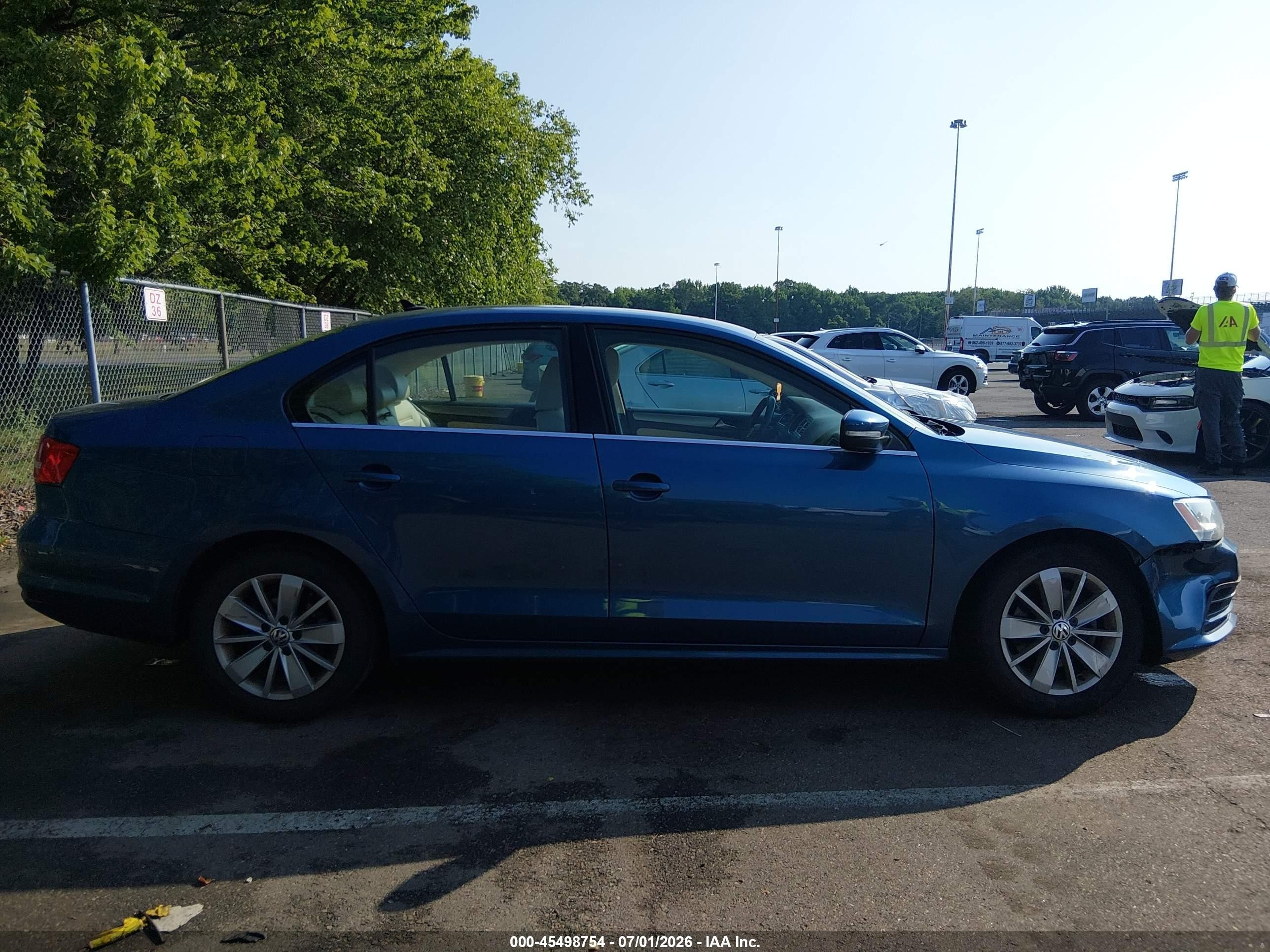 2015 Volkswagen Jetta 1.8t Se Blue vin: 3VWD17AJ8FM243573