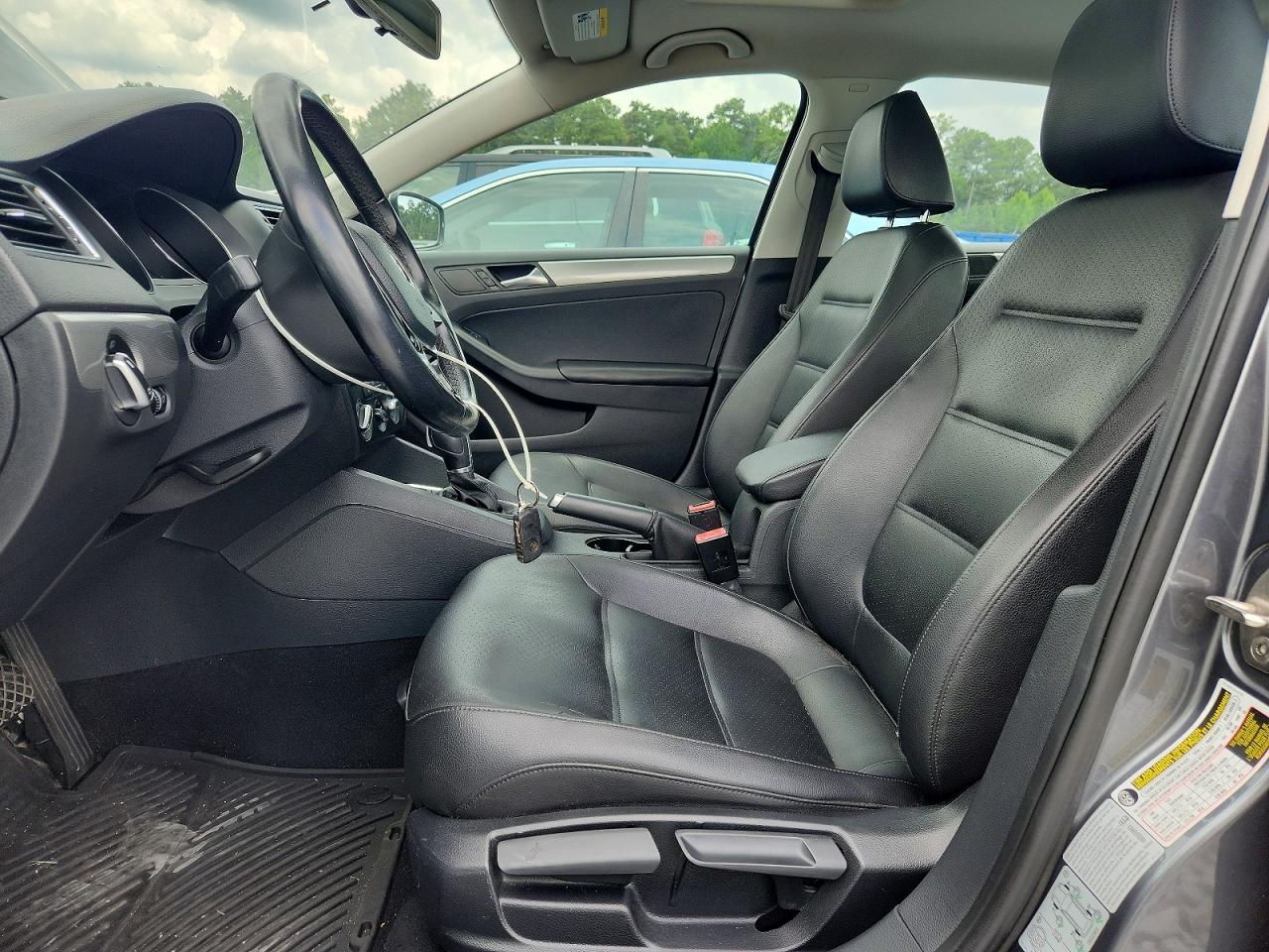 2015 Volkswagen Jetta Se Gray vin: 3VWD17AJ8FM297665