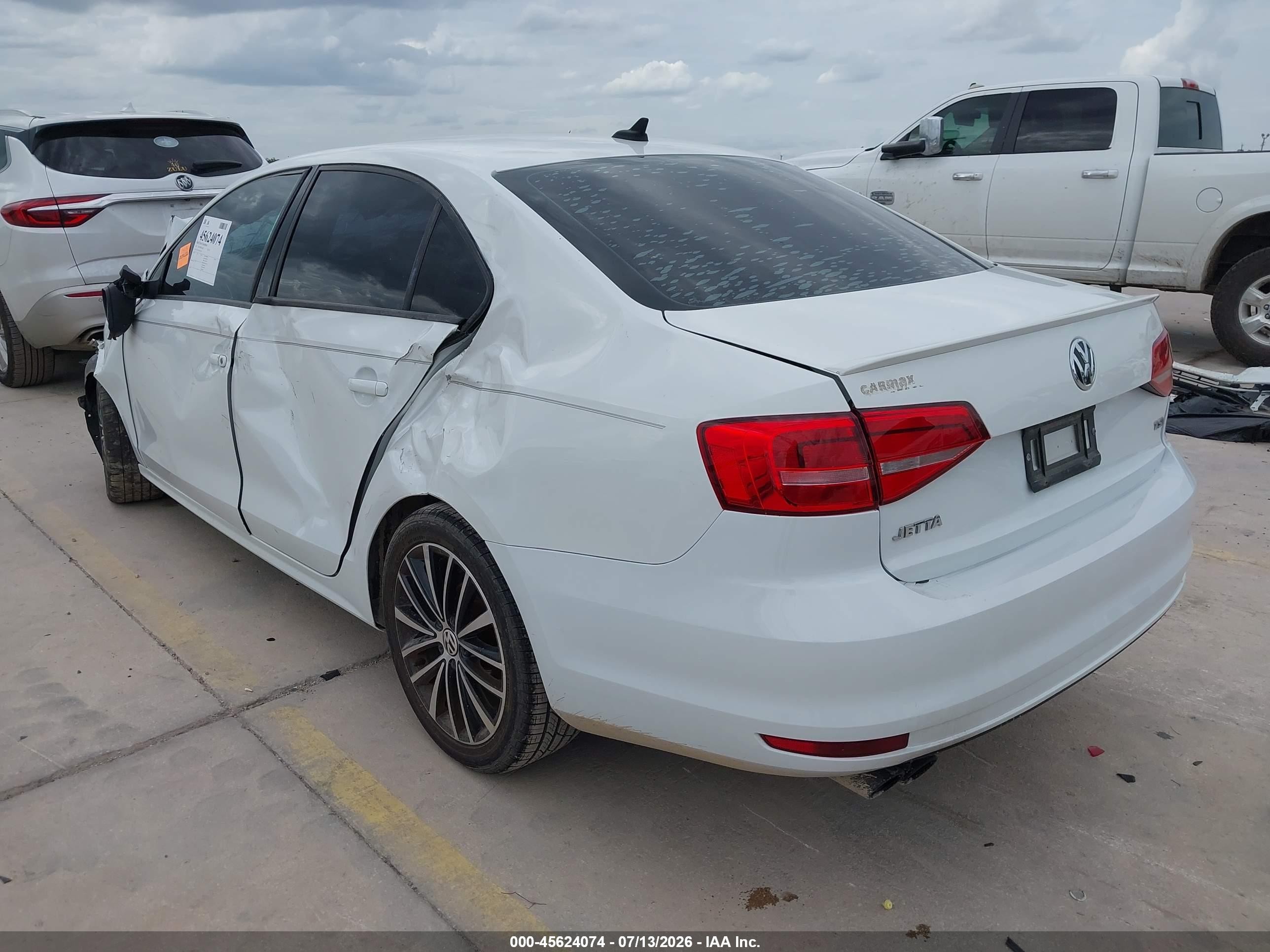 2015 Volkswagen Jetta 1.8t Sport Белый vin: 3VWD17AJ8FM325724