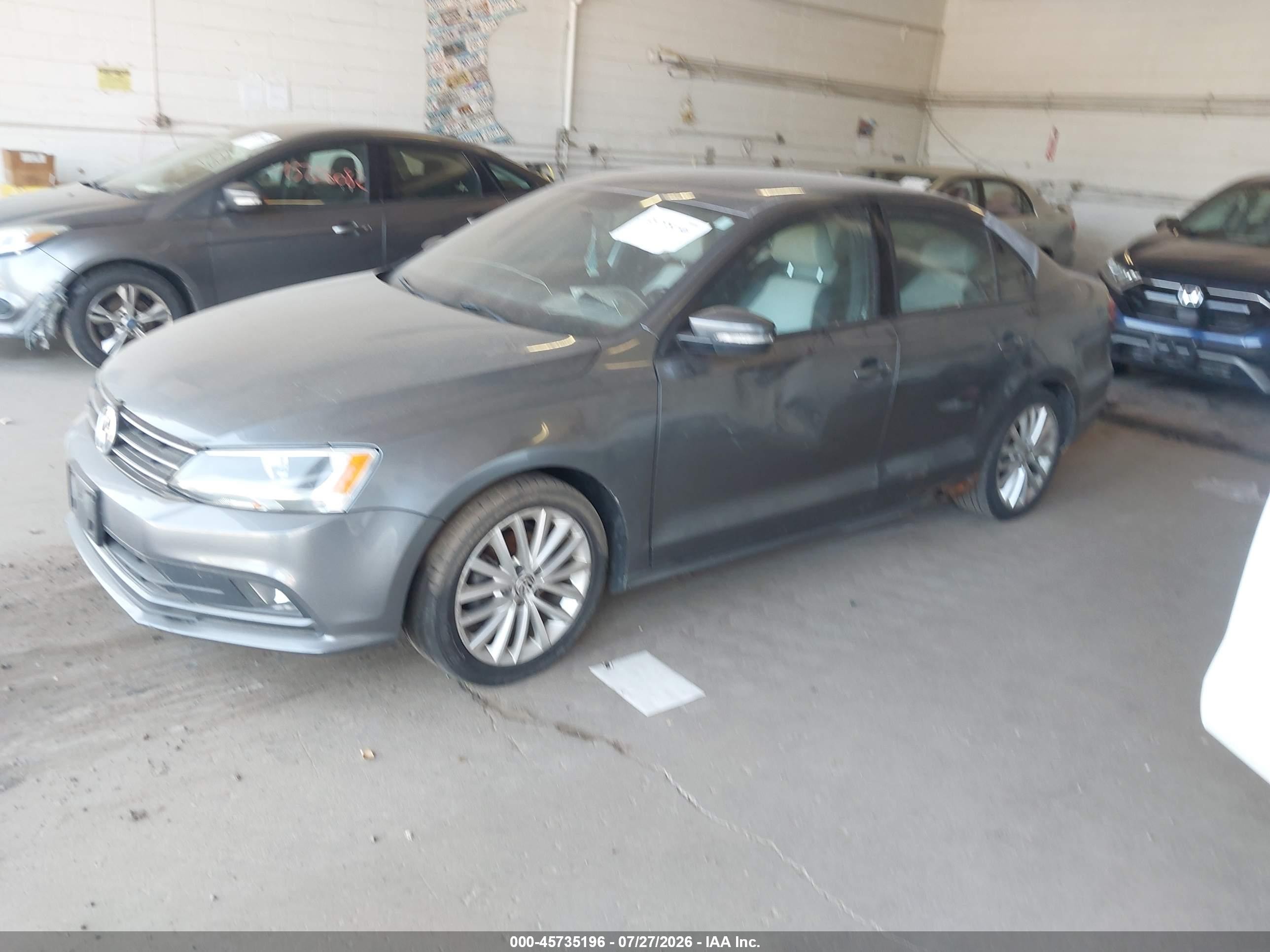 2015 Volkswagen Jetta 1.8t Sport Silver vin: 3VWD17AJ8FM416850