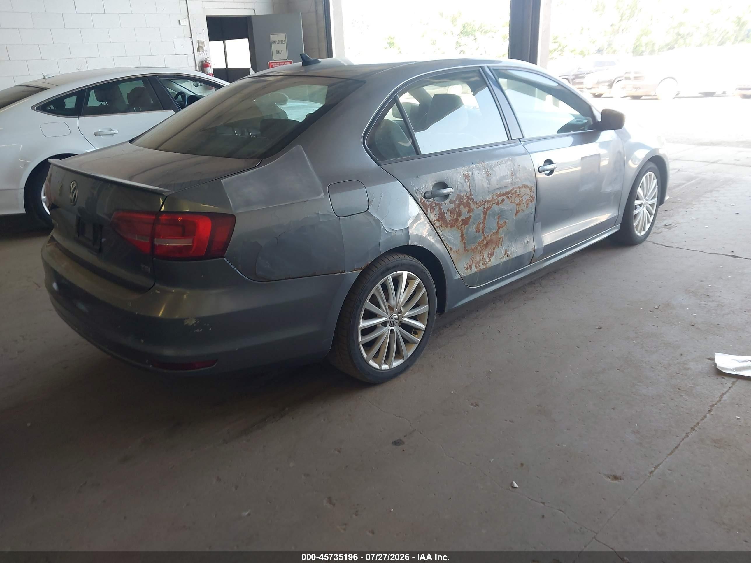 2015 Volkswagen Jetta 1.8t Sport Silver vin: 3VWD17AJ8FM416850