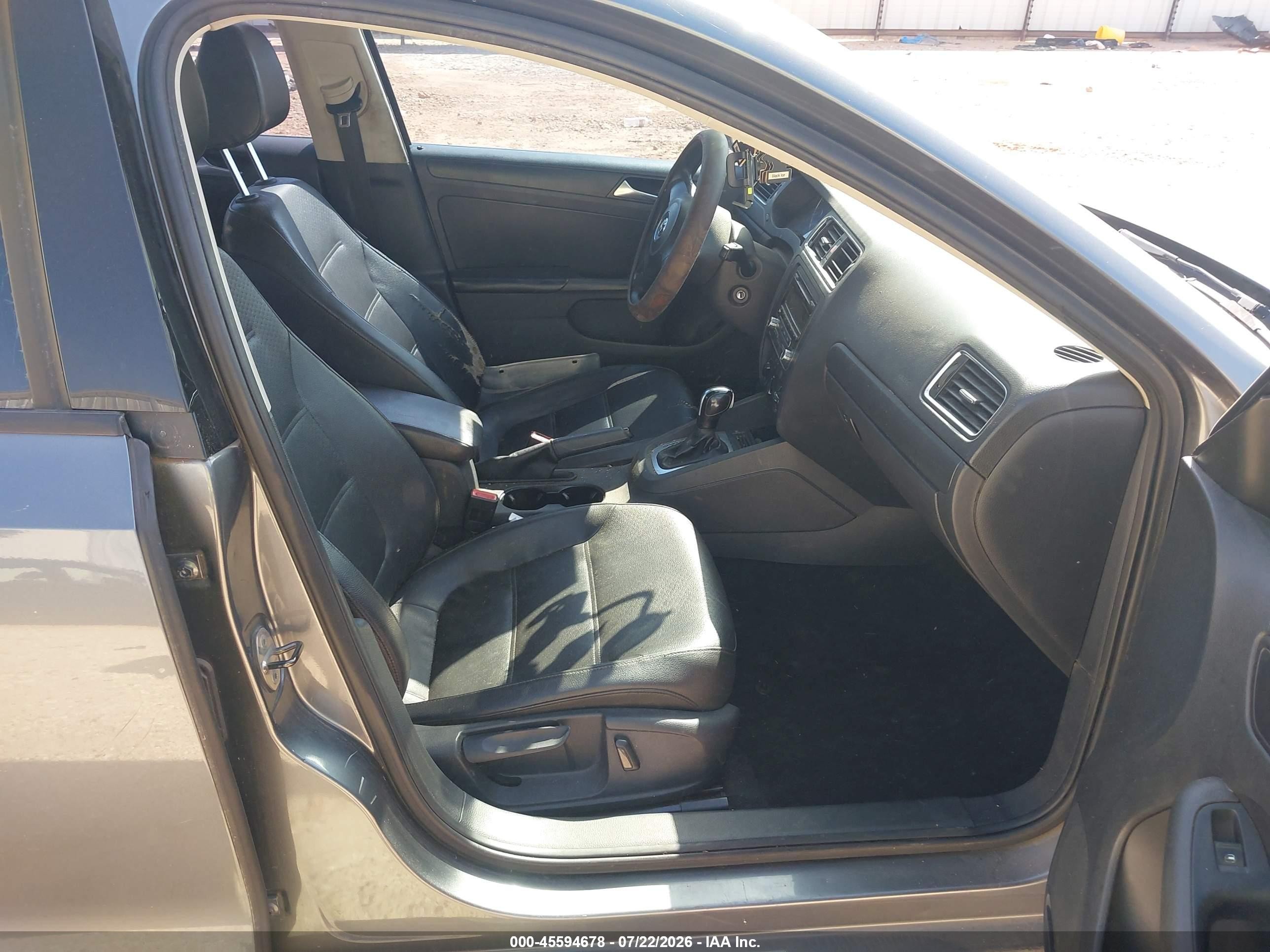 2014 Volkswagen Jetta 1.8t Se Gray vin: 3VWD17AJ9EM244827