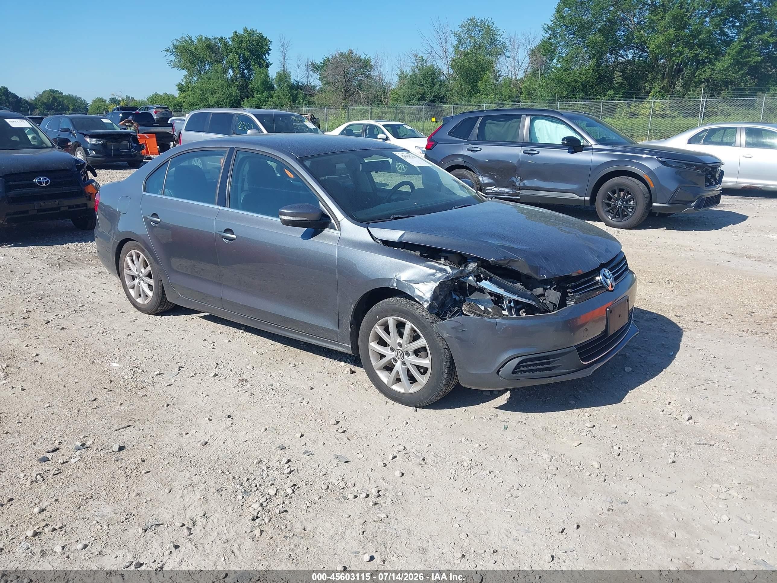 2014 Volkswagen Jetta 1.8t Se Silver vin: 3VWD17AJ9EM255326