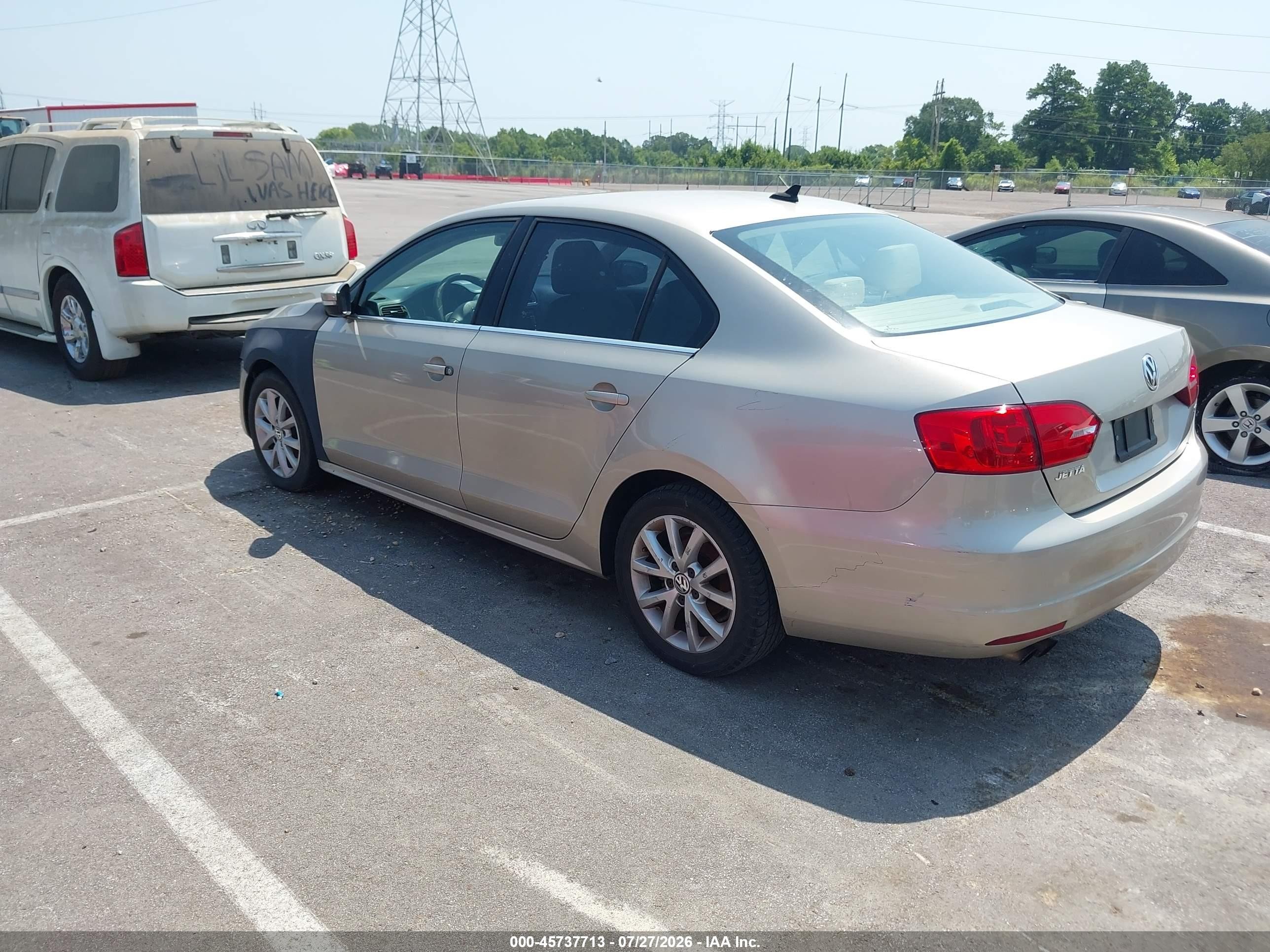 2014 Volkswagen Jetta 1.8t Se Tan vin: 3VWD17AJ9EM256573