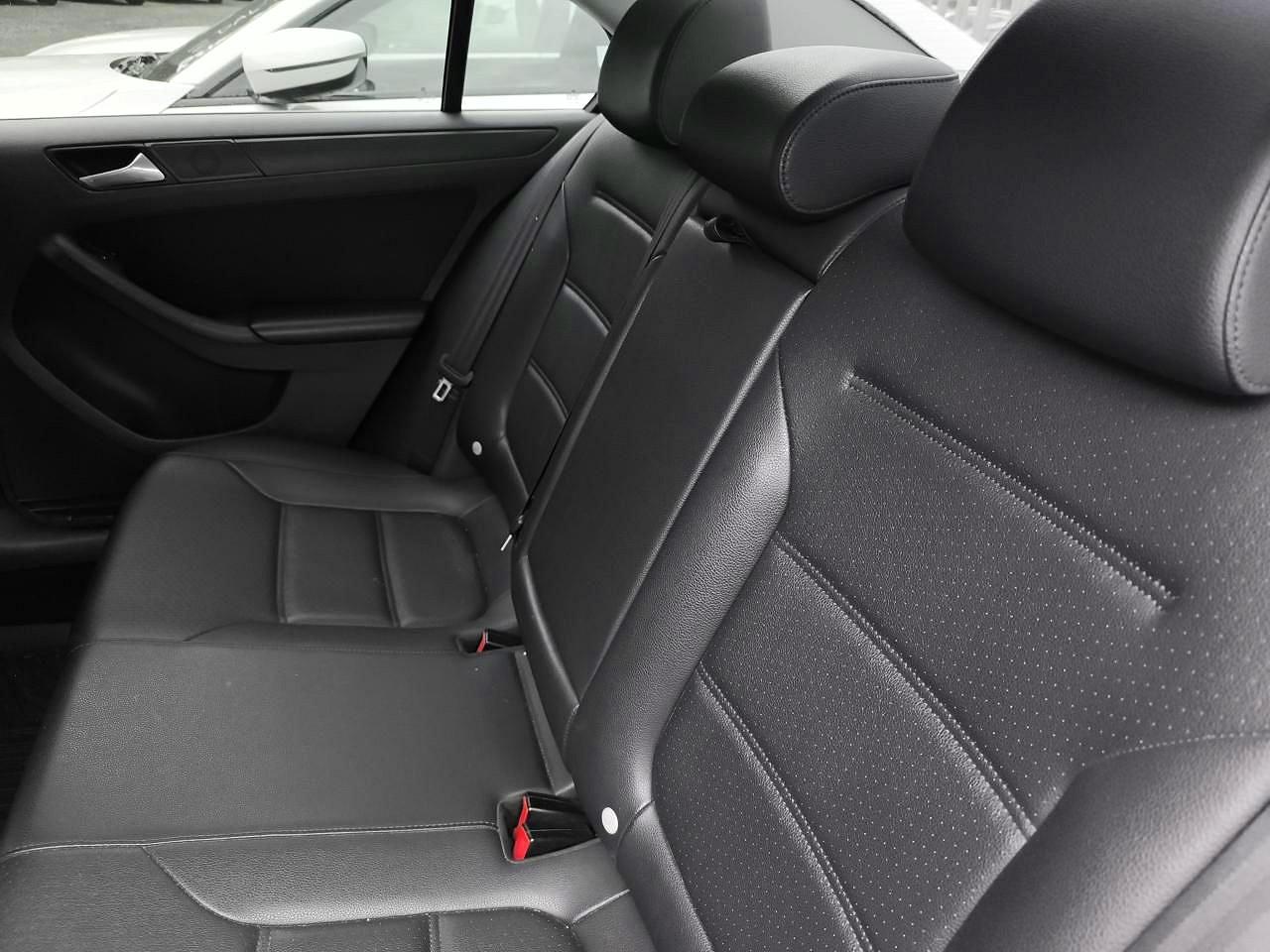 2014 Volkswagen Jetta Se Gray vin: 3VWD17AJ9EM283546
