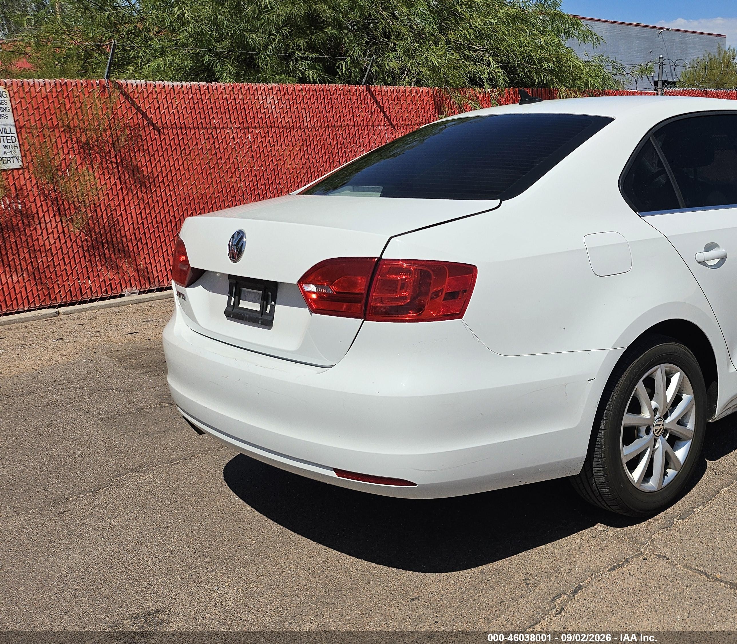 2014 Volkswagen Jetta 1.8t Se Белый vin: 3VWD17AJ9EM316108