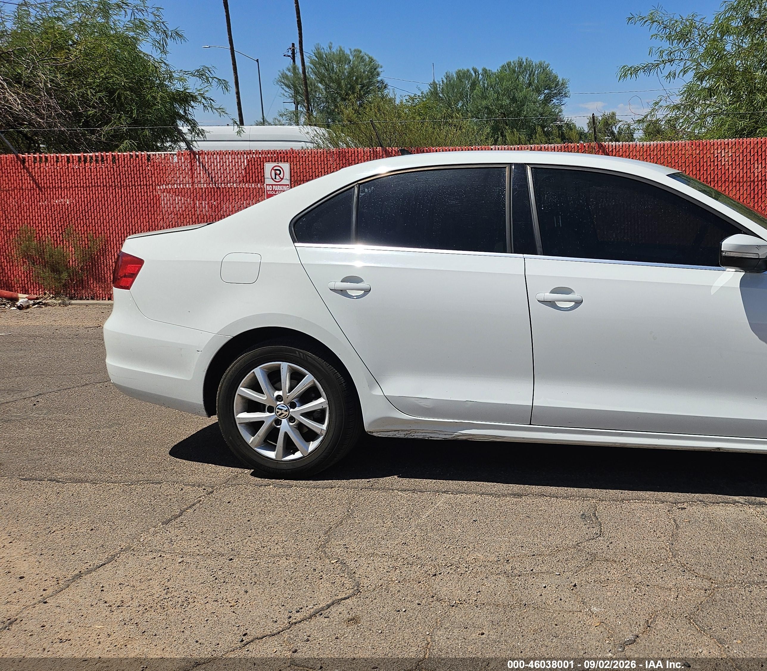 2014 Volkswagen Jetta 1.8t Se Белый vin: 3VWD17AJ9EM316108