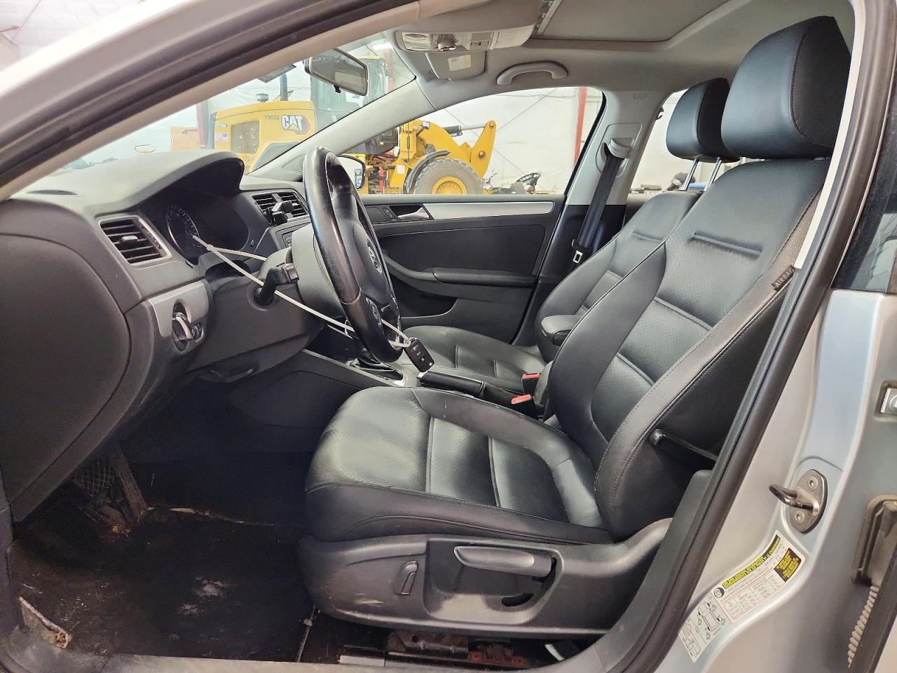 2014 Volkswagen Jetta Se Silver vin: 3VWD17AJ9EM361842