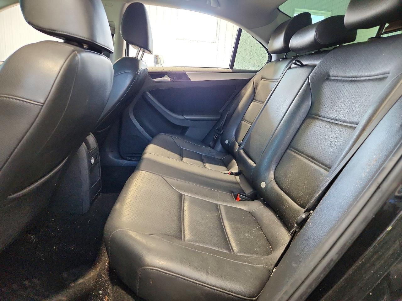 2014 Volkswagen Jetta Se Black vin: 3VWD17AJ9EM389432
