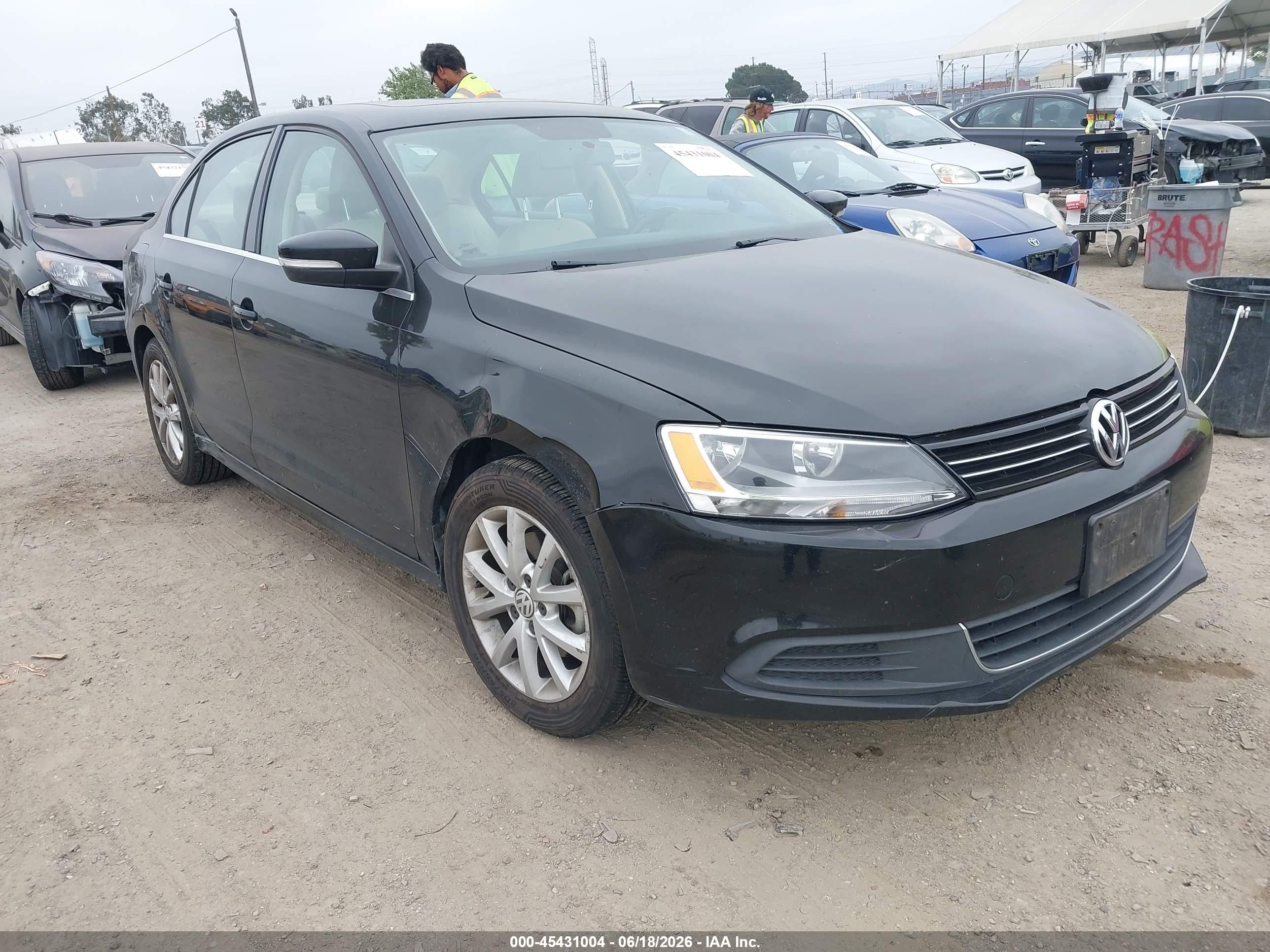 3VWD17AJ9EM390046