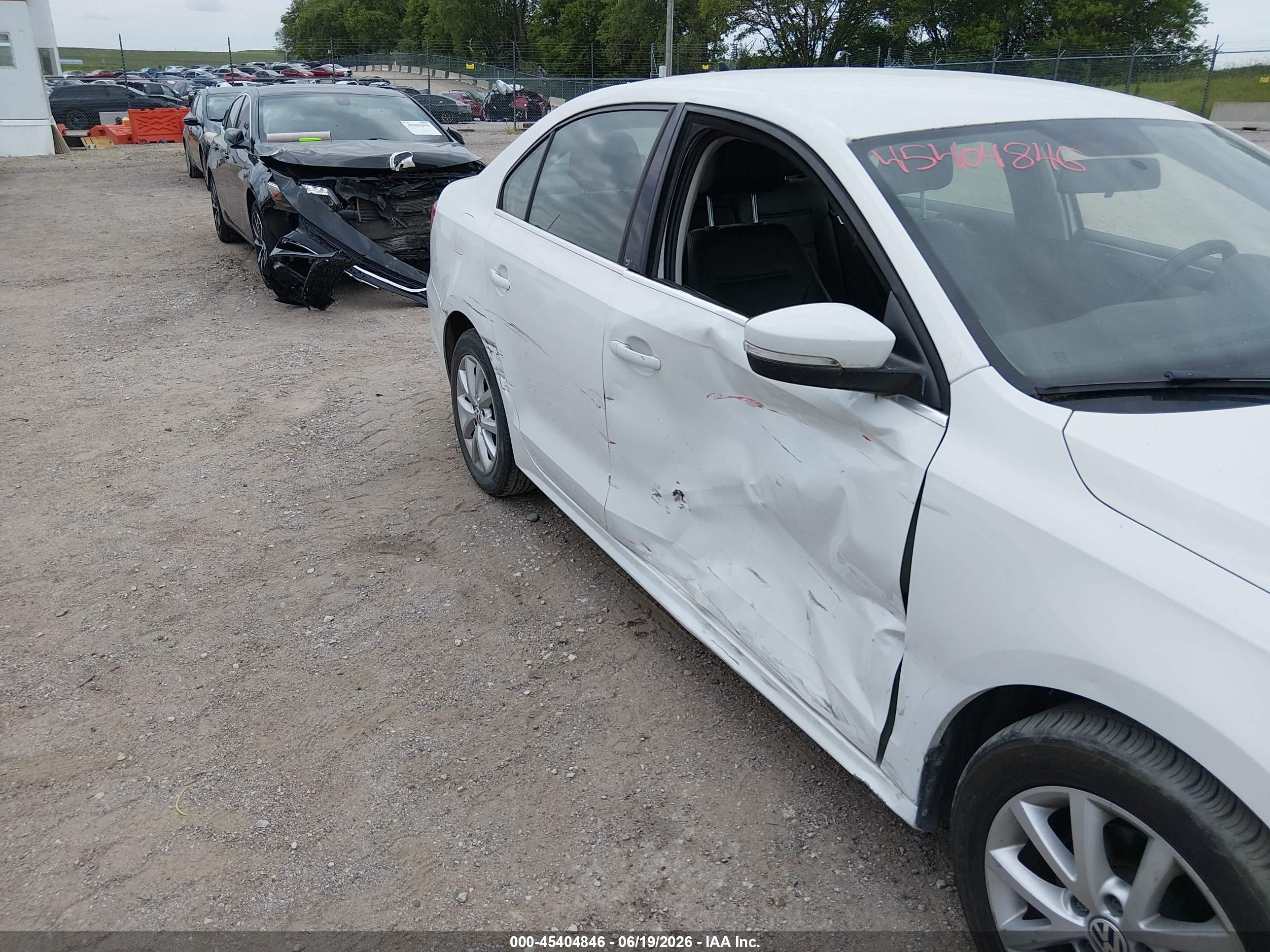 2014 Volkswagen Jetta 1.8t Se White vin: 3VWD17AJ9EM407833
